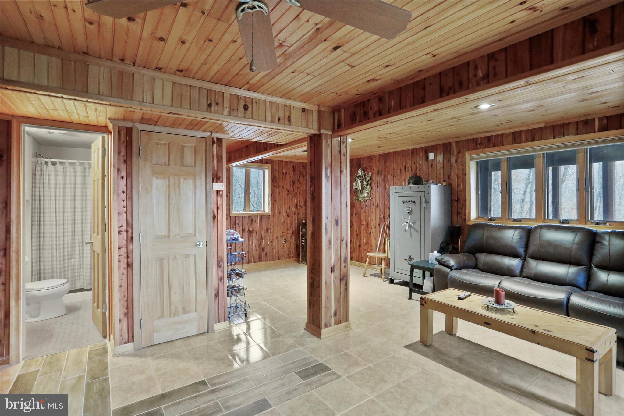 THE CROSSINGS - Residential