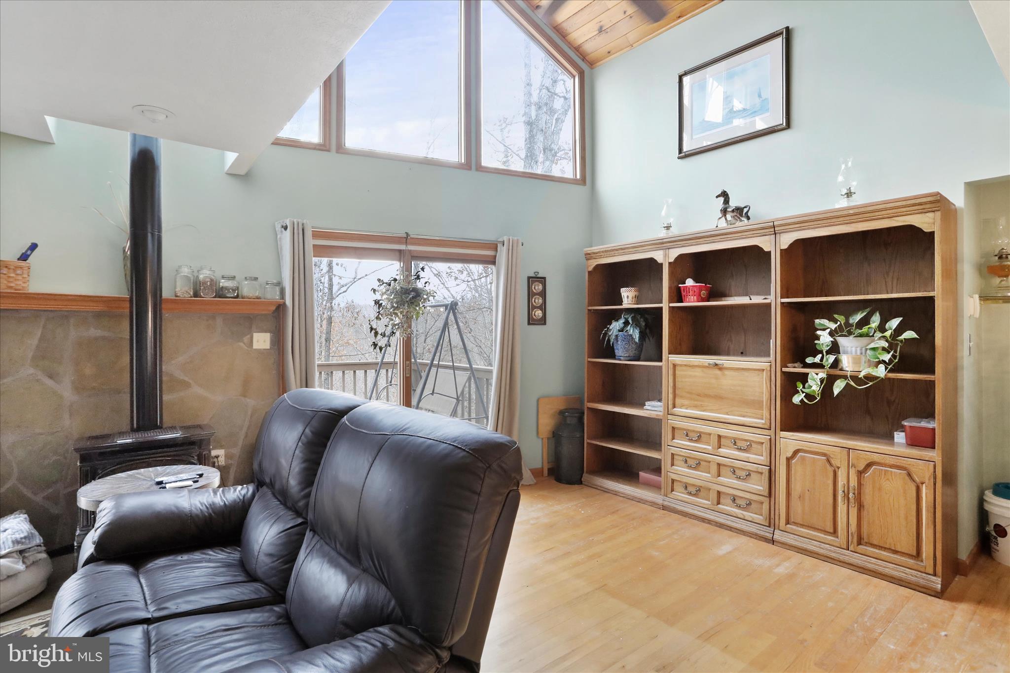 1944 CROSSINGS VIEW ROAD