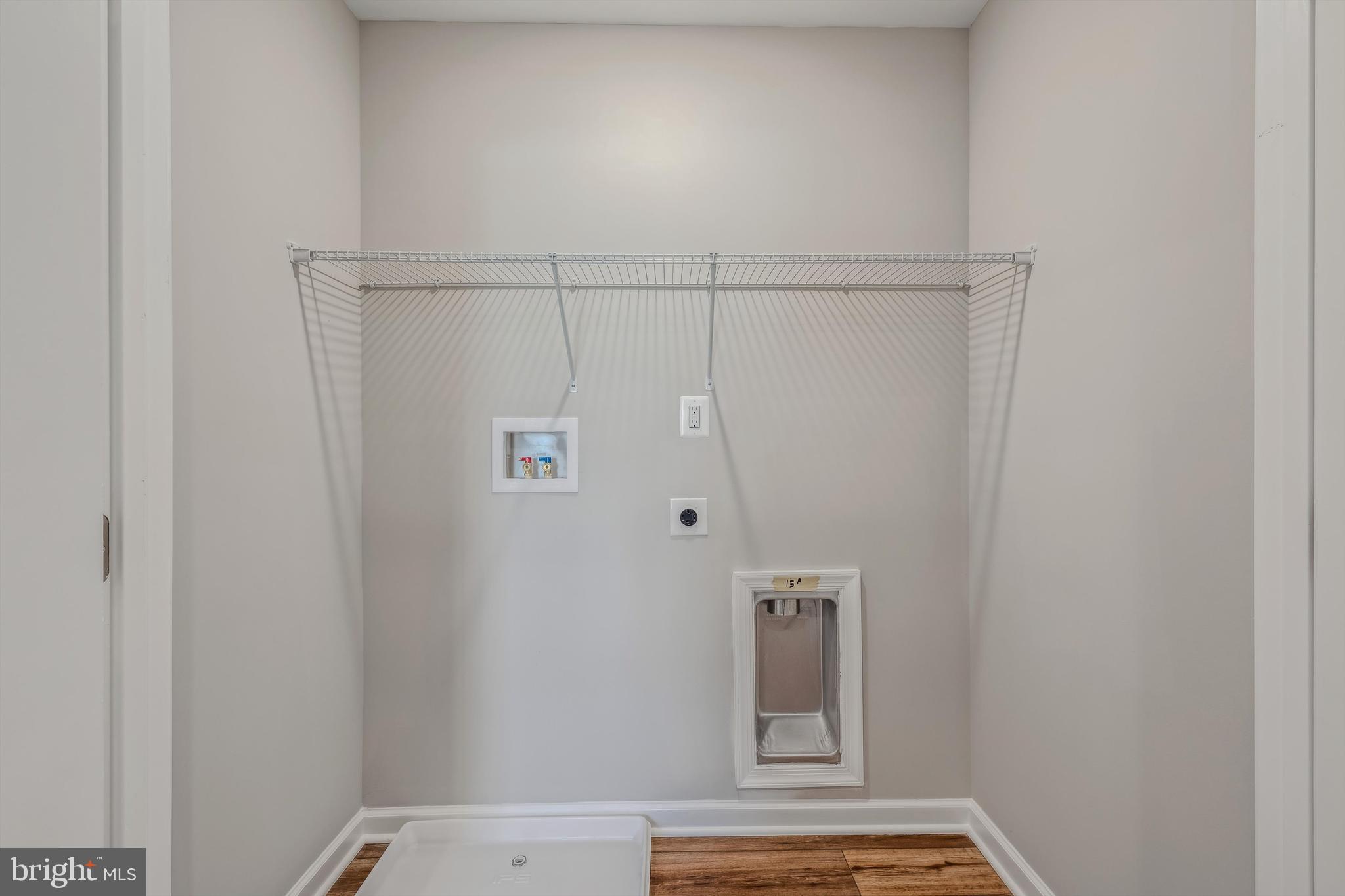 OPEQUON MEADOWS - Residential