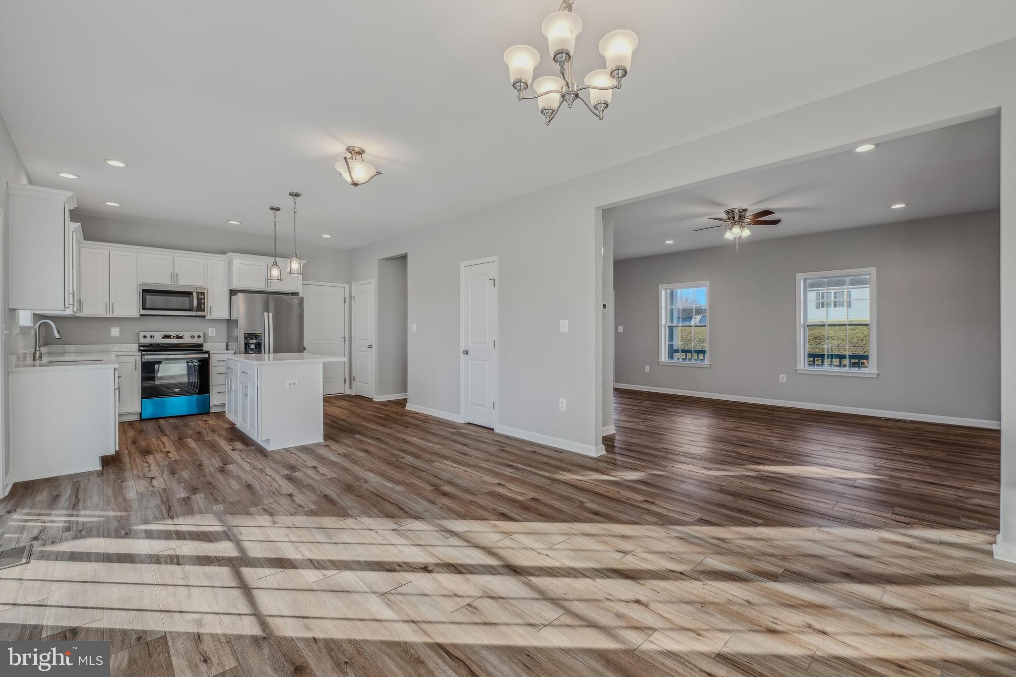 OPEQUON MEADOWS - Residential