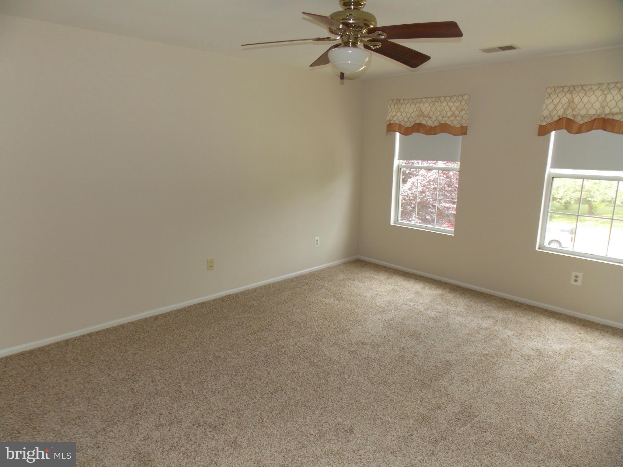 CHESTNUT TURN - Residential