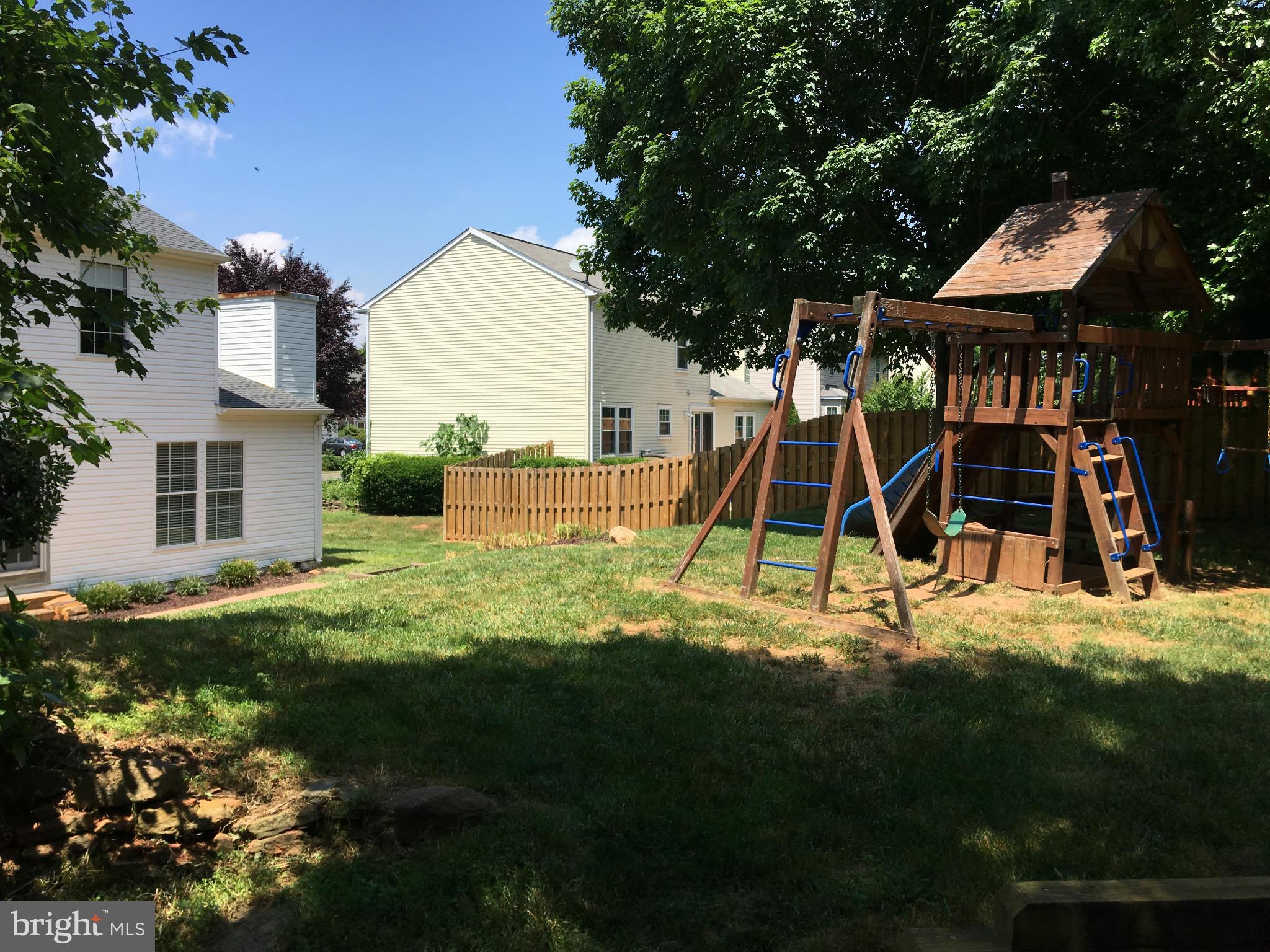 CHESTNUT TURN - Residential