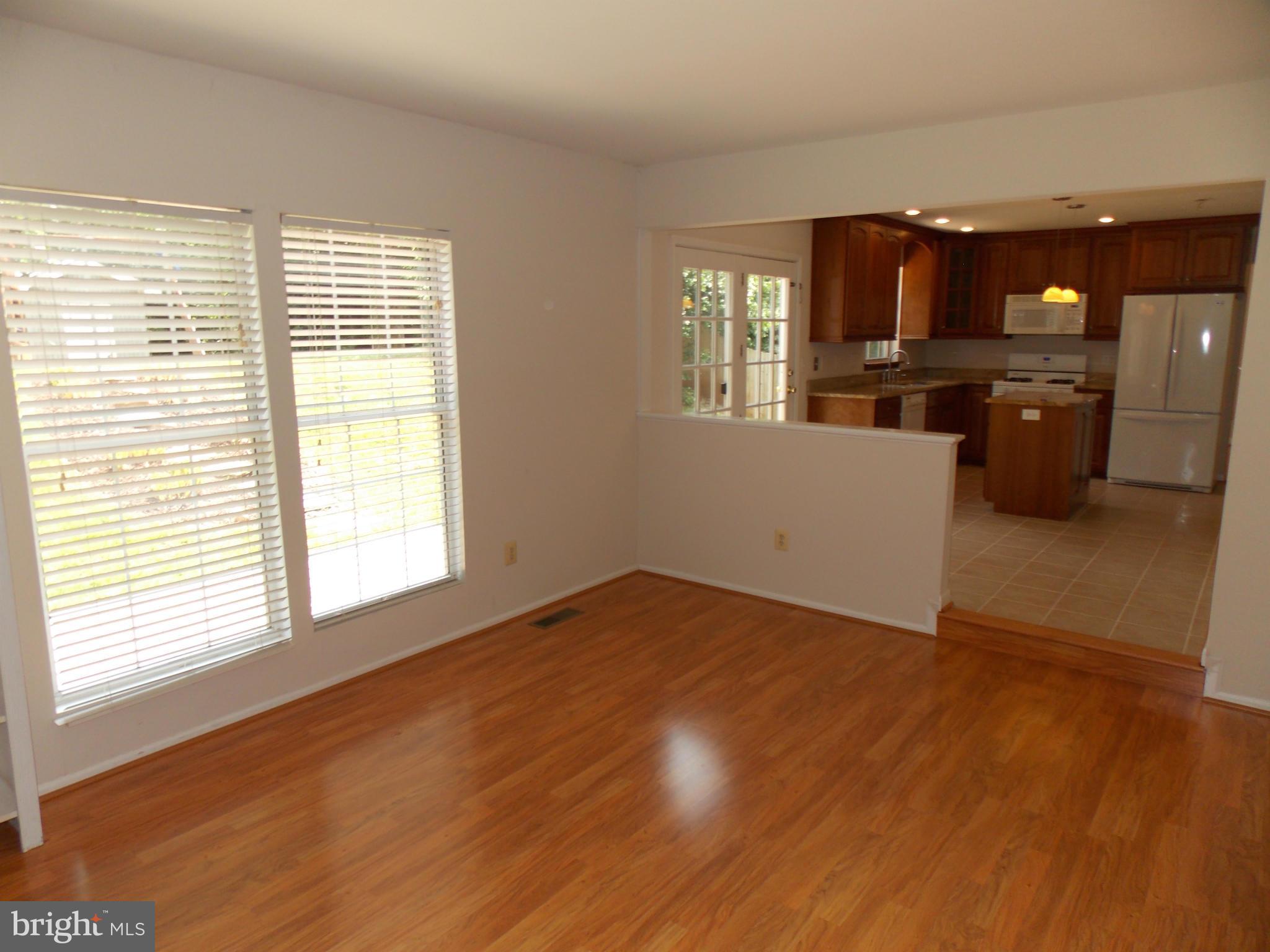 CHESTNUT TURN - Residential