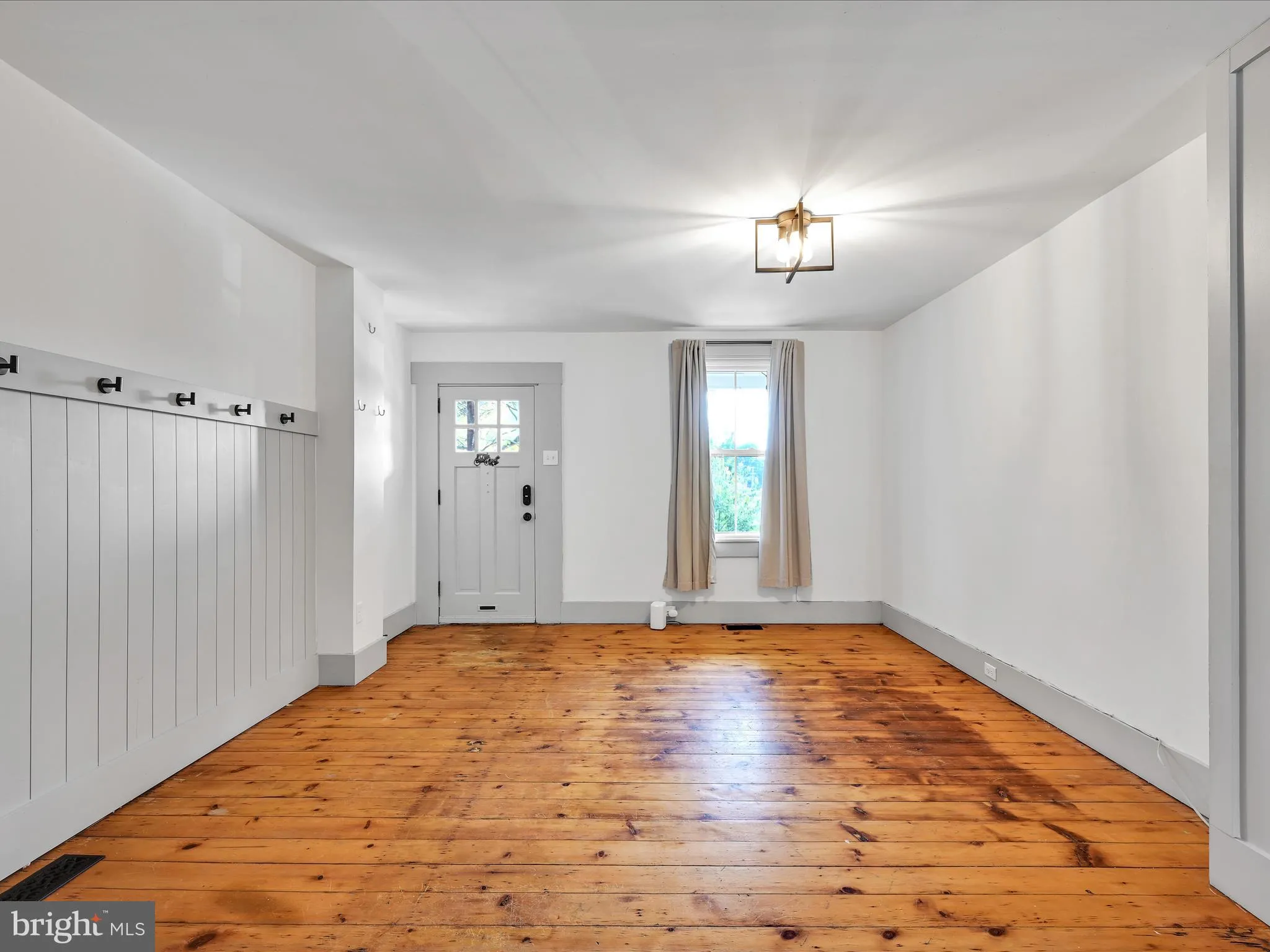 Lancaster, Pennsylvania 17603, United States, 3 Bedrooms Bedrooms, ,2 BathroomsBathrooms,Residential,Pending,212963