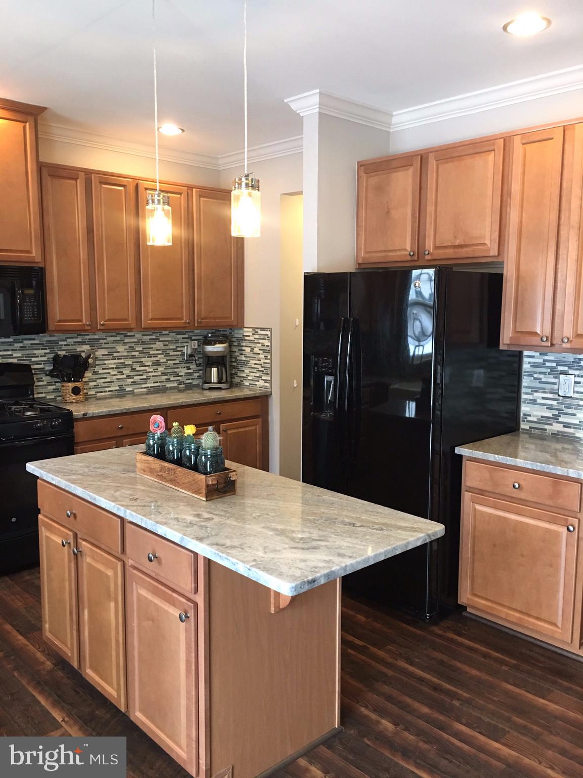 LOVETTSVILLE TOWN CENTER - Residential