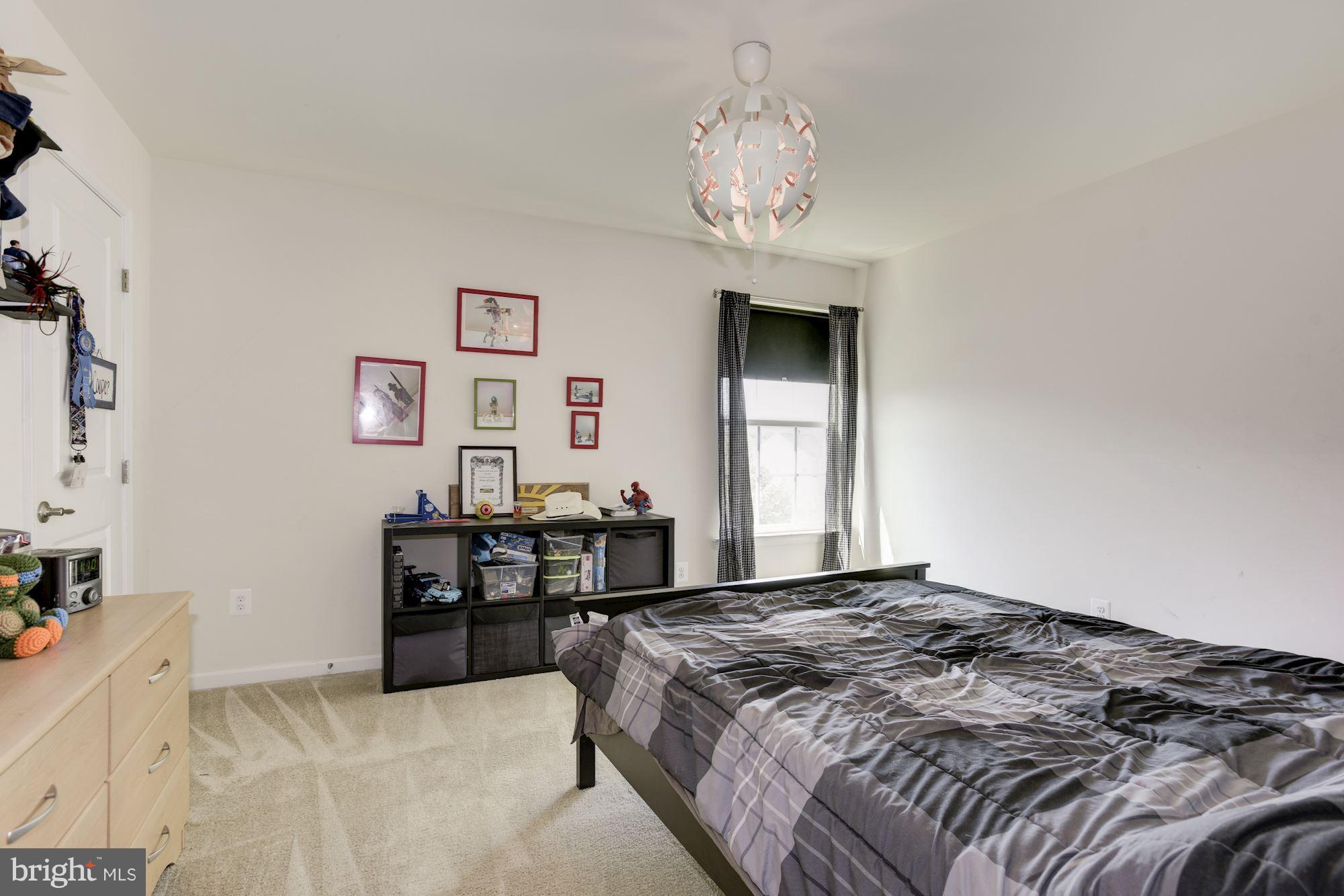 LOVETTSVILLE TOWN CENTER - Residential