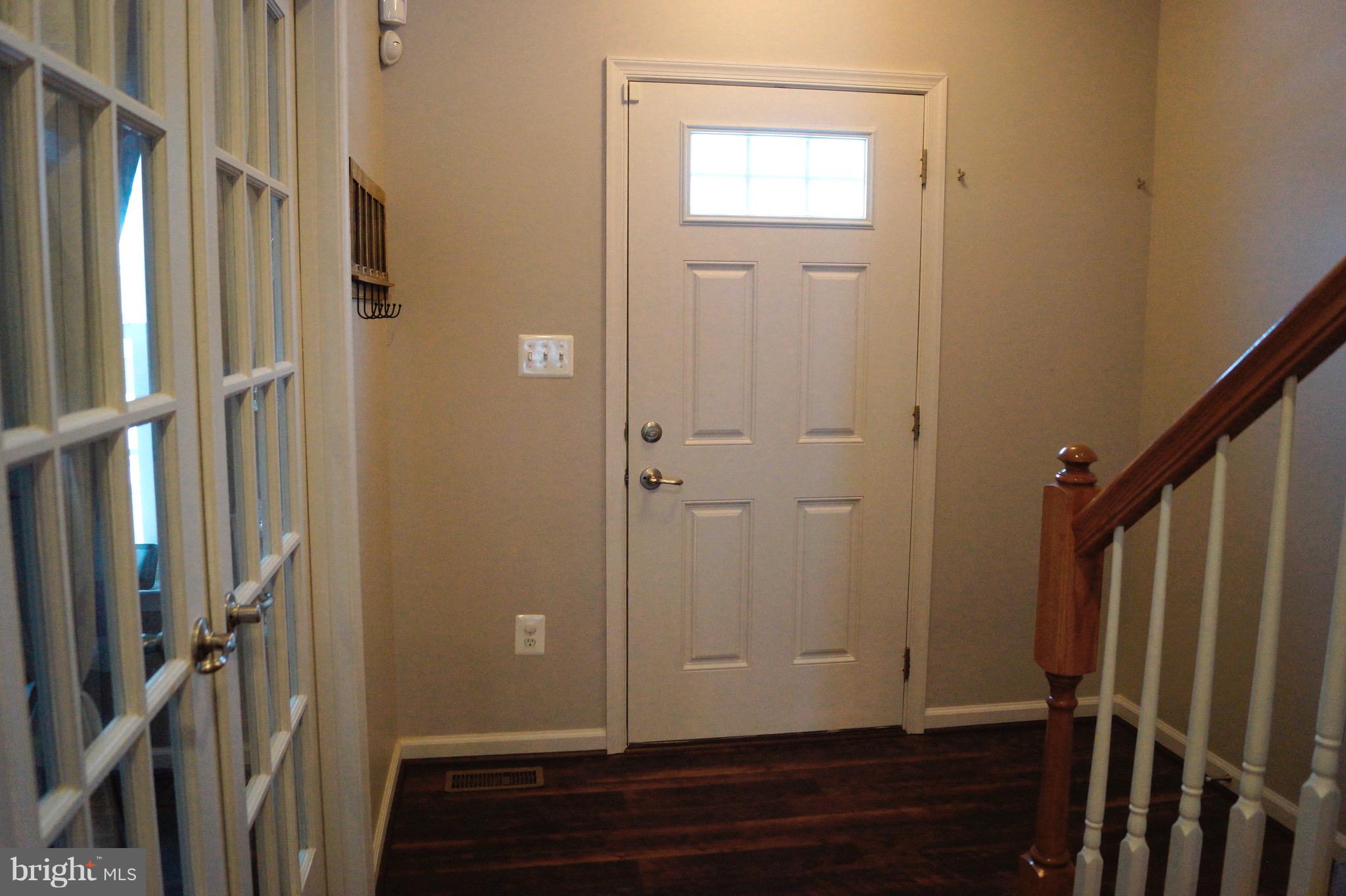 LOVETTSVILLE TOWN CENTER - Residential