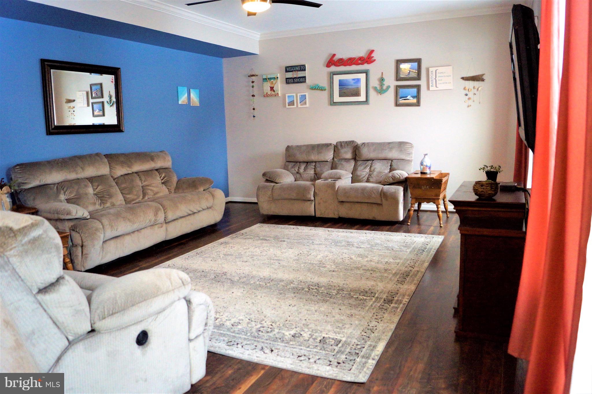 LOVETTSVILLE TOWN CENTER - Residential