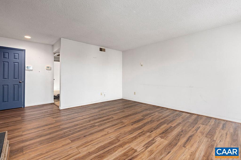 2025 STONE RIDGE CONDOS