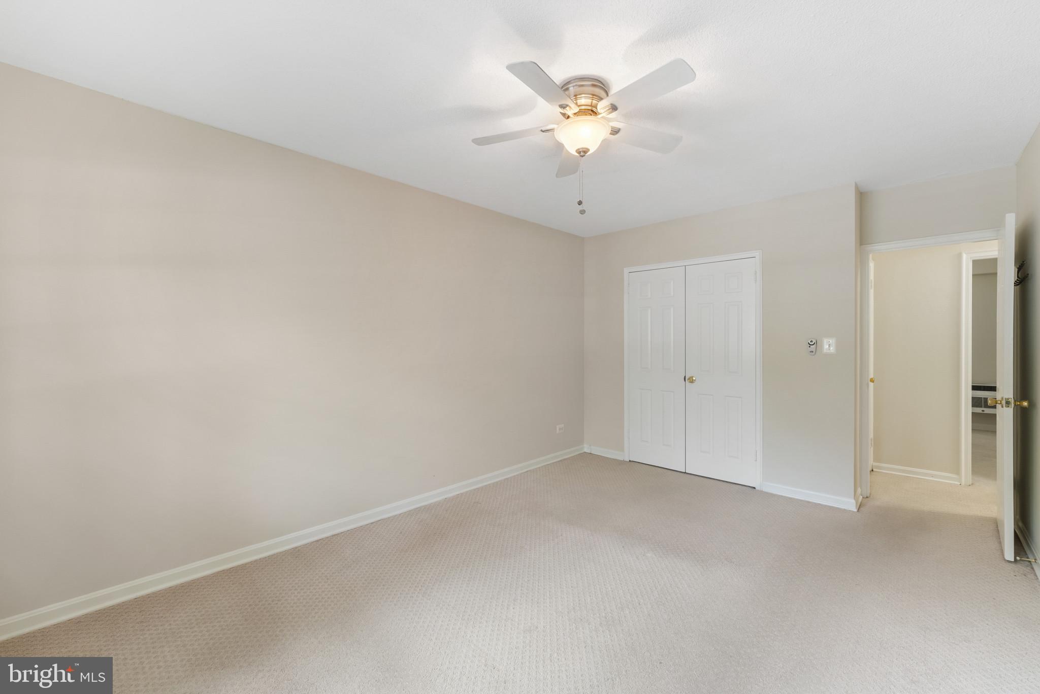 ARLINGTON OAKS - Residential Lease