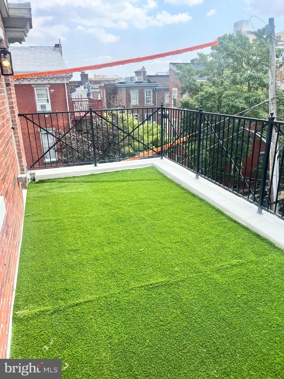 SPRING GARDEN - Residential