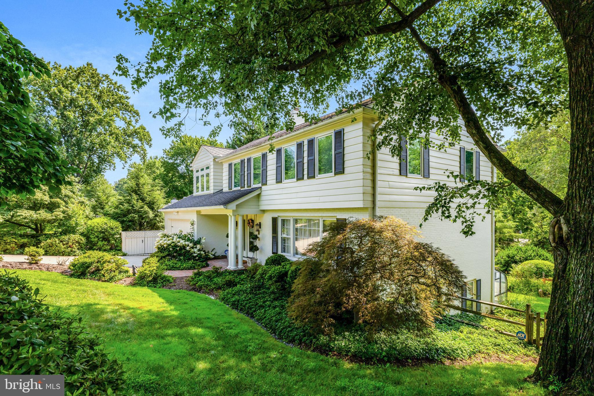 CARLIN TERRACE - Residential