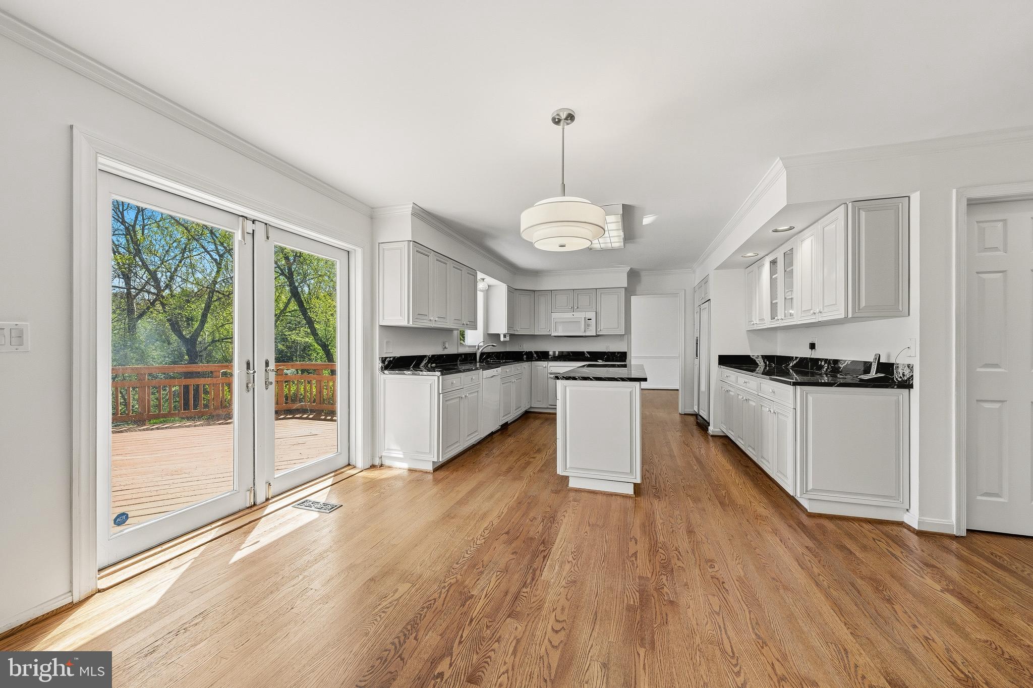 CARLIN TERRACE - Residential