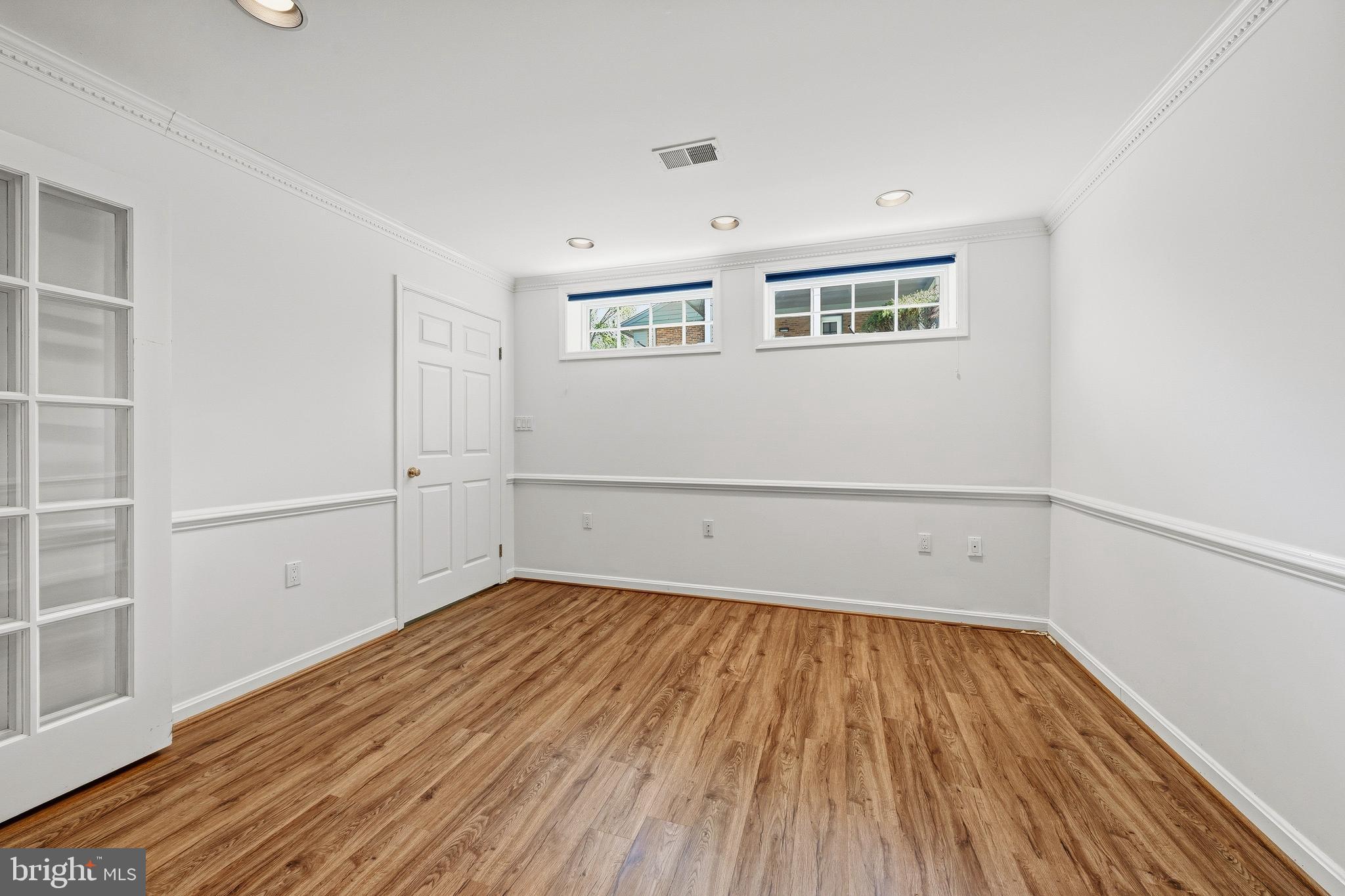 CARLIN TERRACE - Residential