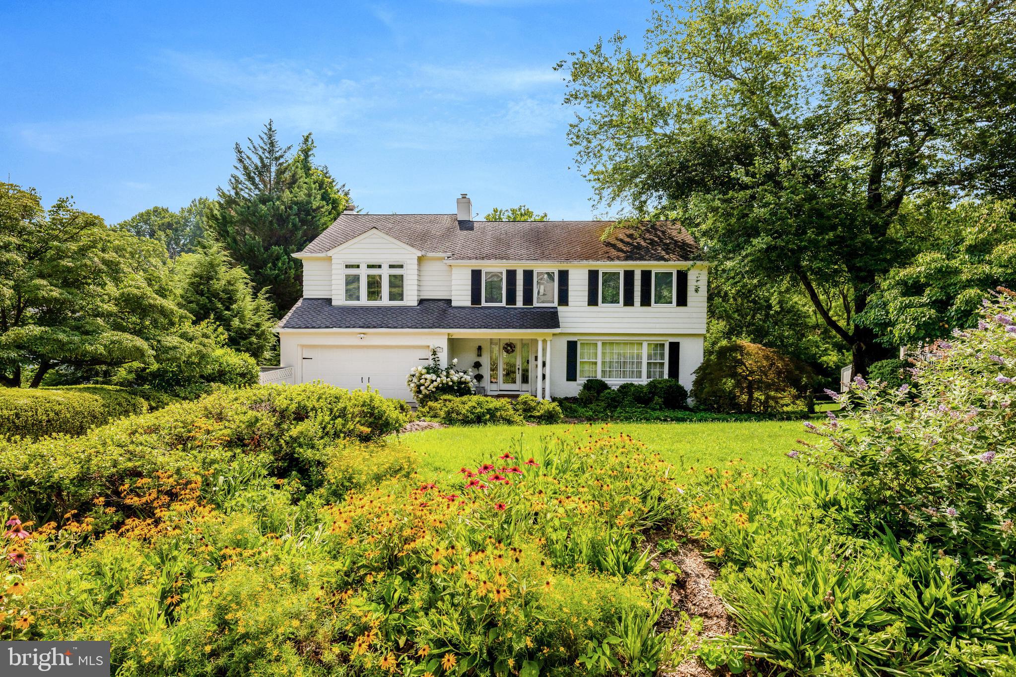 CARLIN TERRACE - Residential