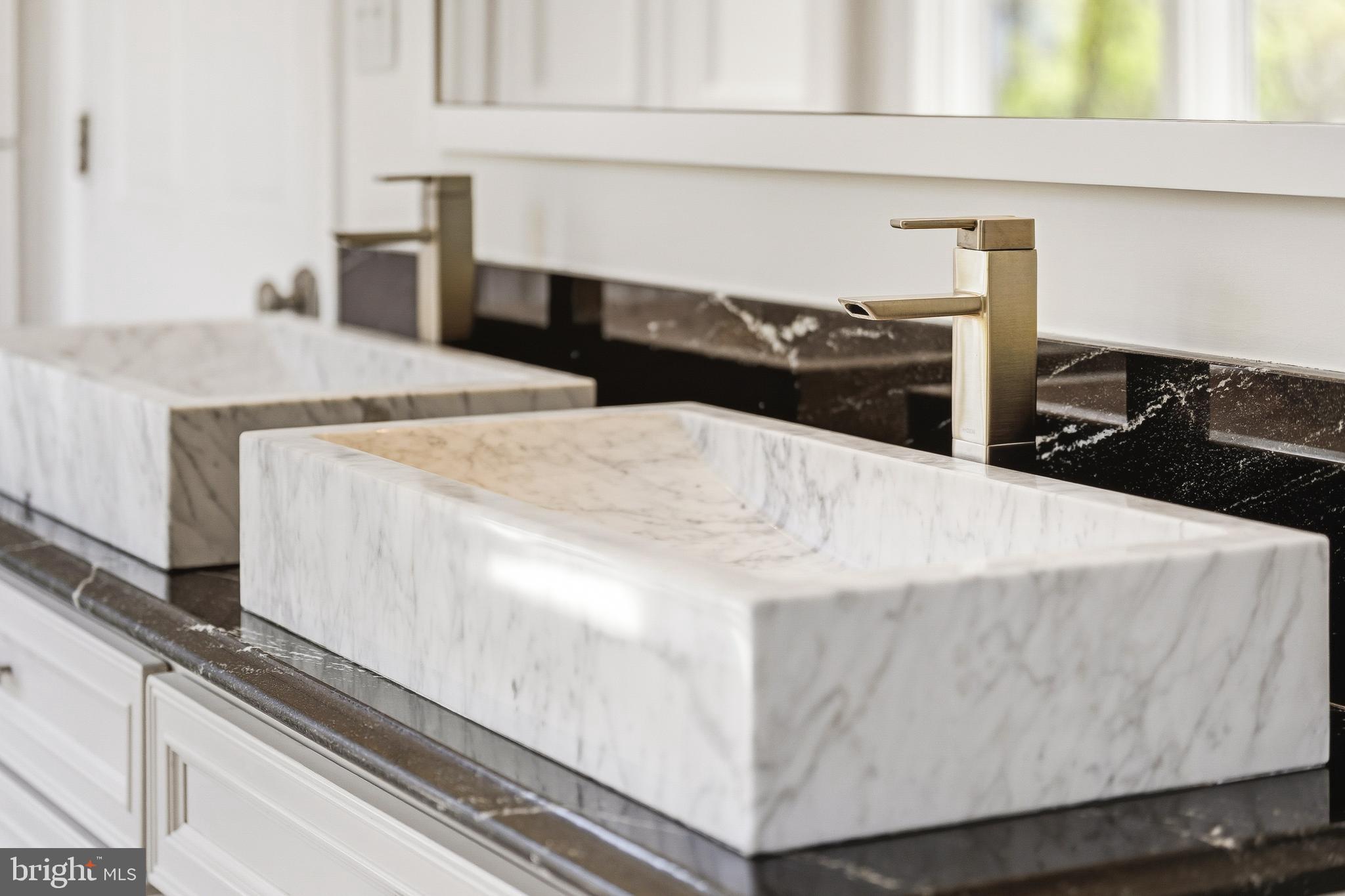 CARLIN TERRACE - Residential