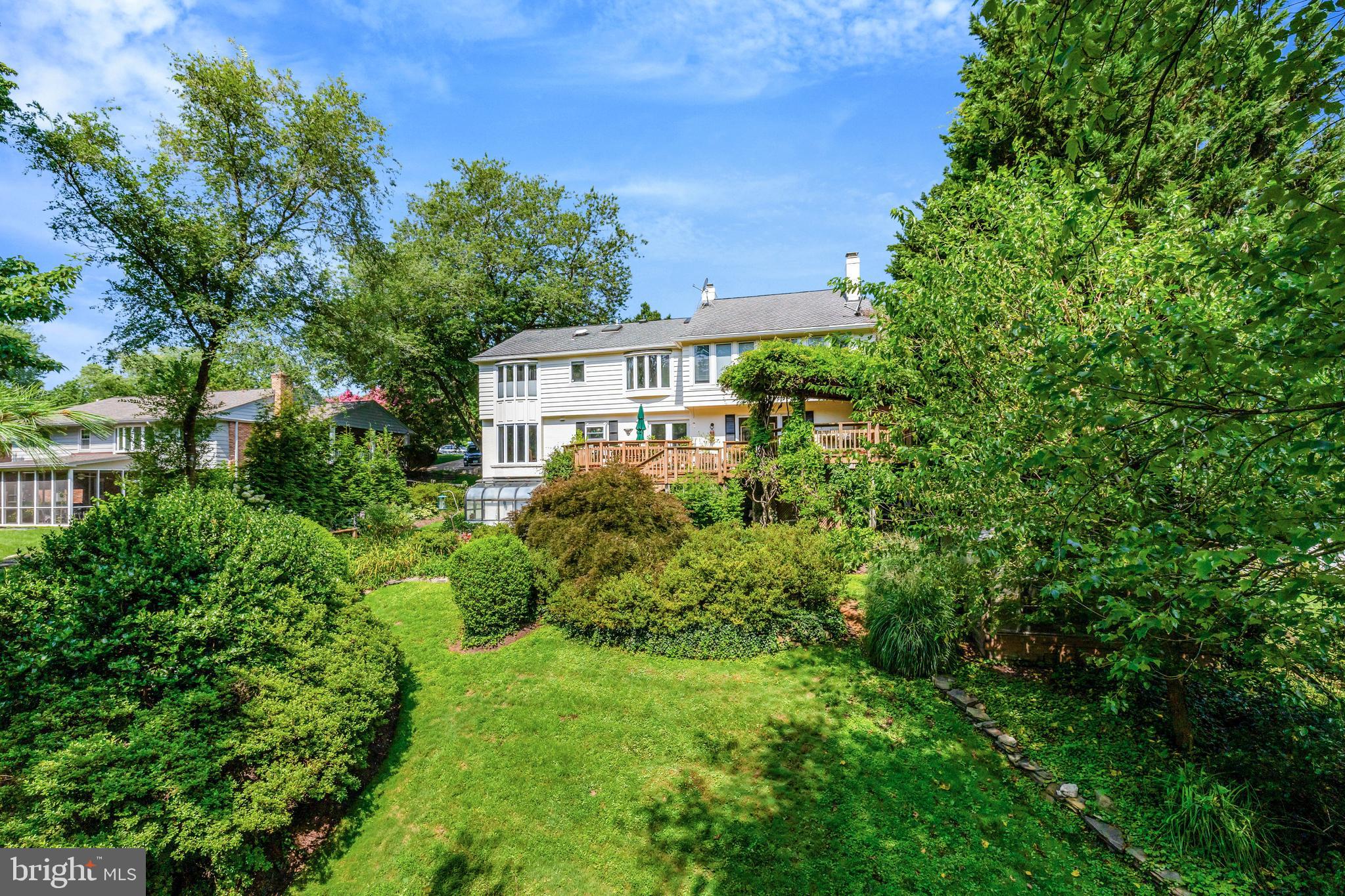 CARLIN TERRACE - Residential