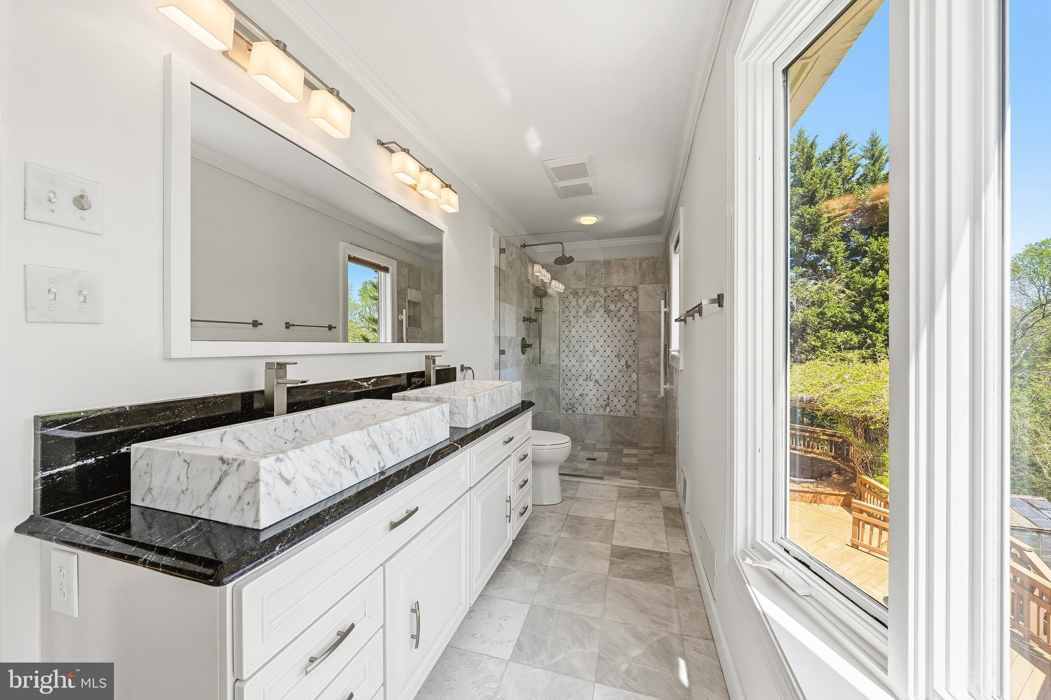 CARLIN TERRACE - Residential