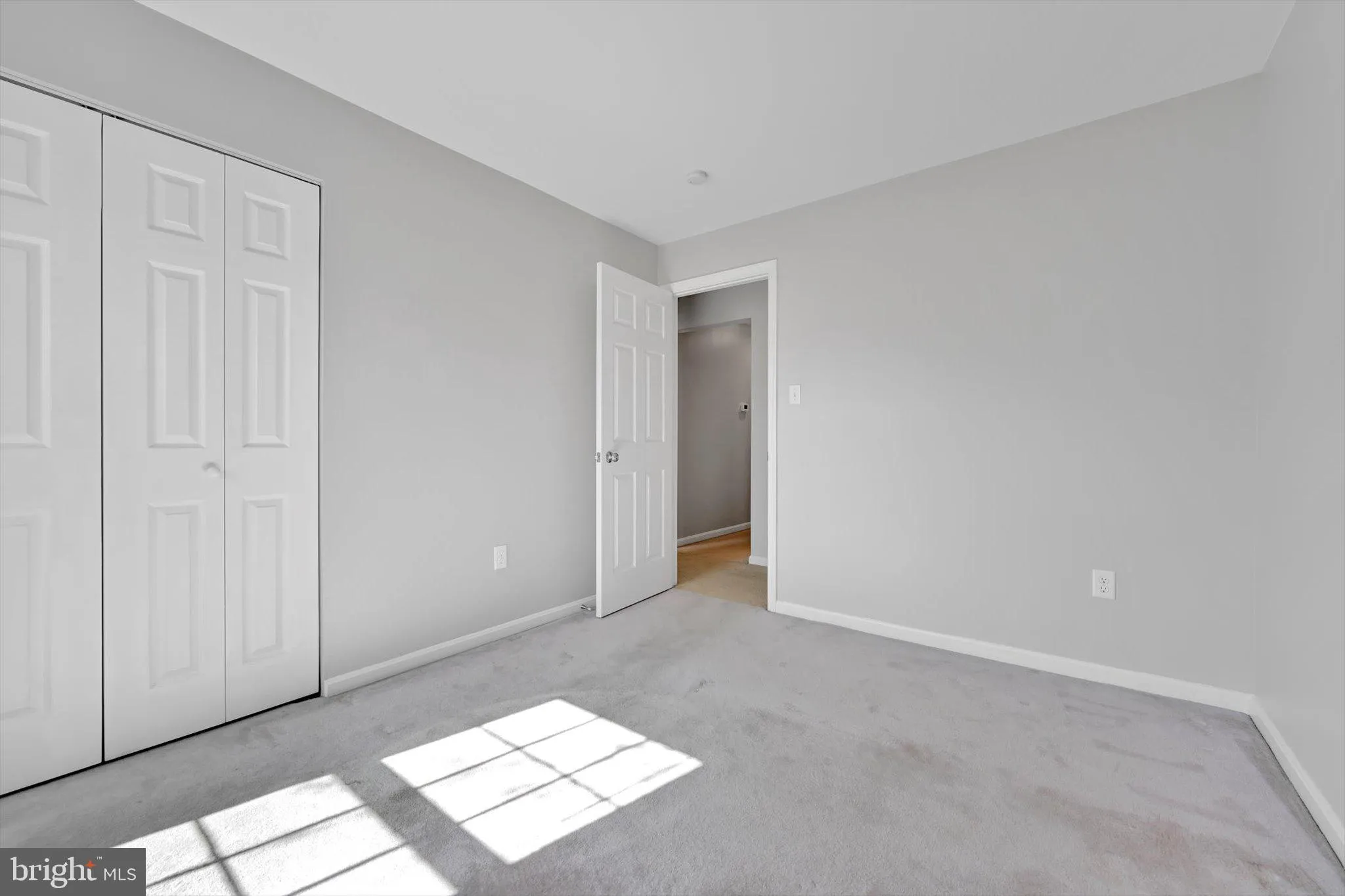 Lancaster, Pennsylvania 17601, United States, 3 Bedrooms Bedrooms, ,2 BathroomsBathrooms,Residential,Pending,76863