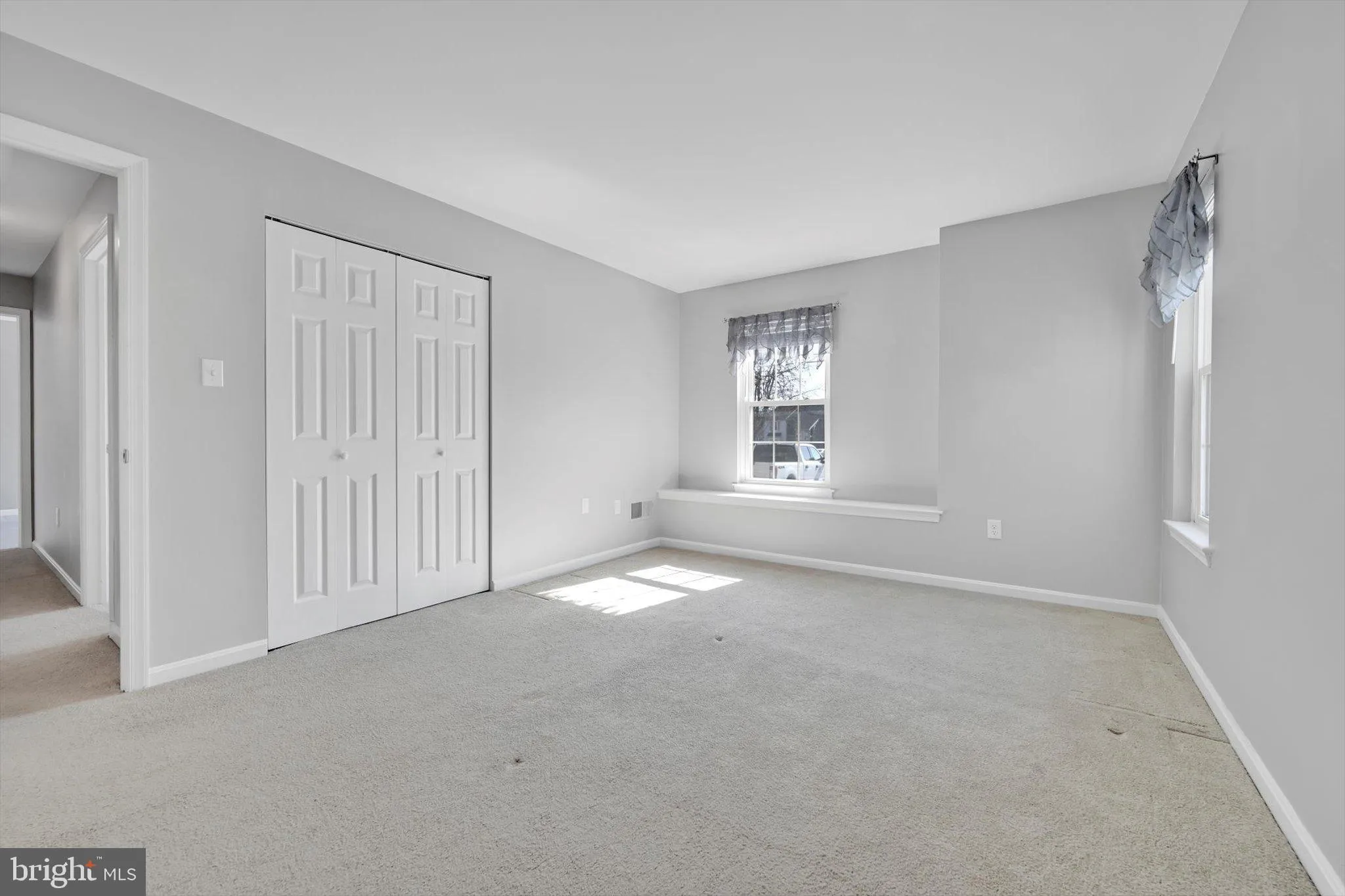 Lancaster, Pennsylvania 17601, United States, 3 Bedrooms Bedrooms, ,2 BathroomsBathrooms,Residential,Pending,76863