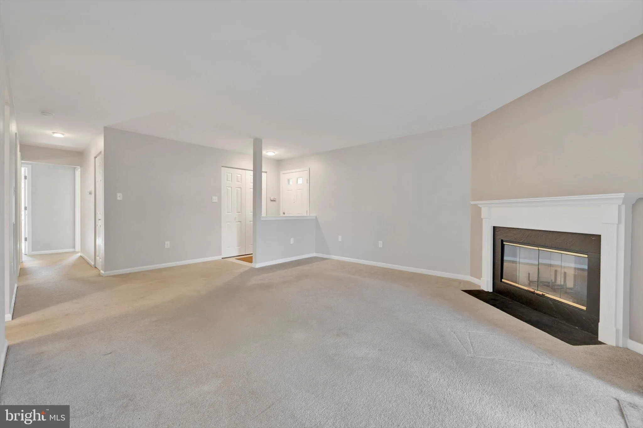 Lancaster, Pennsylvania 17601, United States, 3 Bedrooms Bedrooms, ,2 BathroomsBathrooms,Residential,Pending,76863