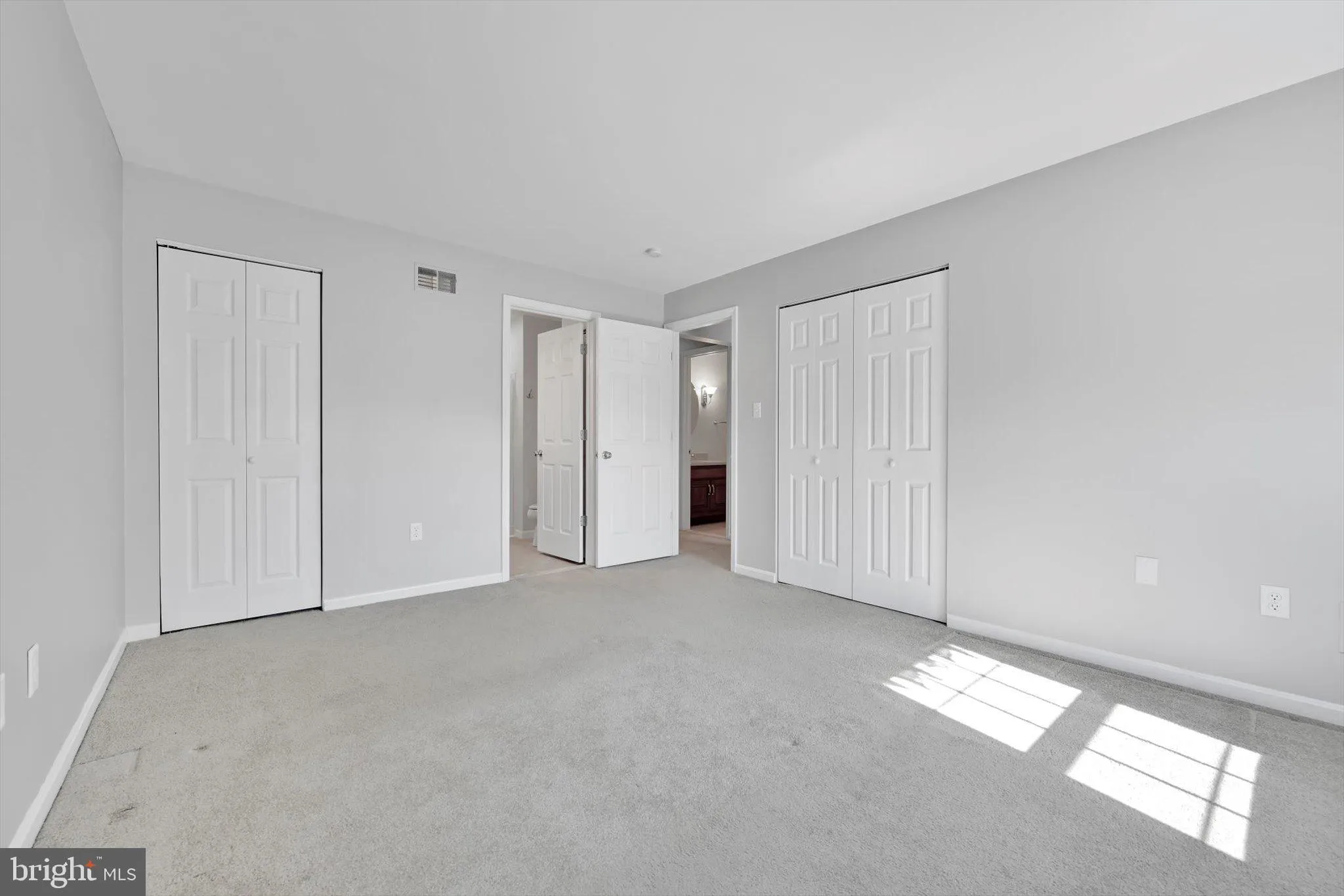 Lancaster, Pennsylvania 17601, United States, 3 Bedrooms Bedrooms, ,2 BathroomsBathrooms,Residential,Pending,76863