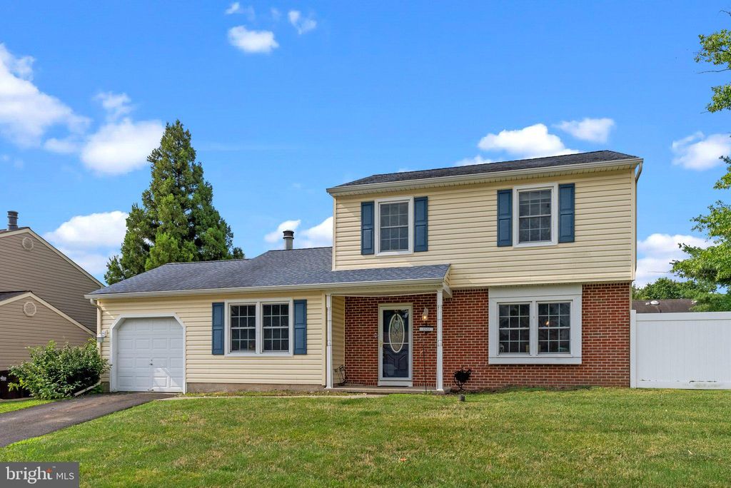 Photo of 2524 Valley View Road, BENSALEM, PA 19020 (MLS # PABU2113576)