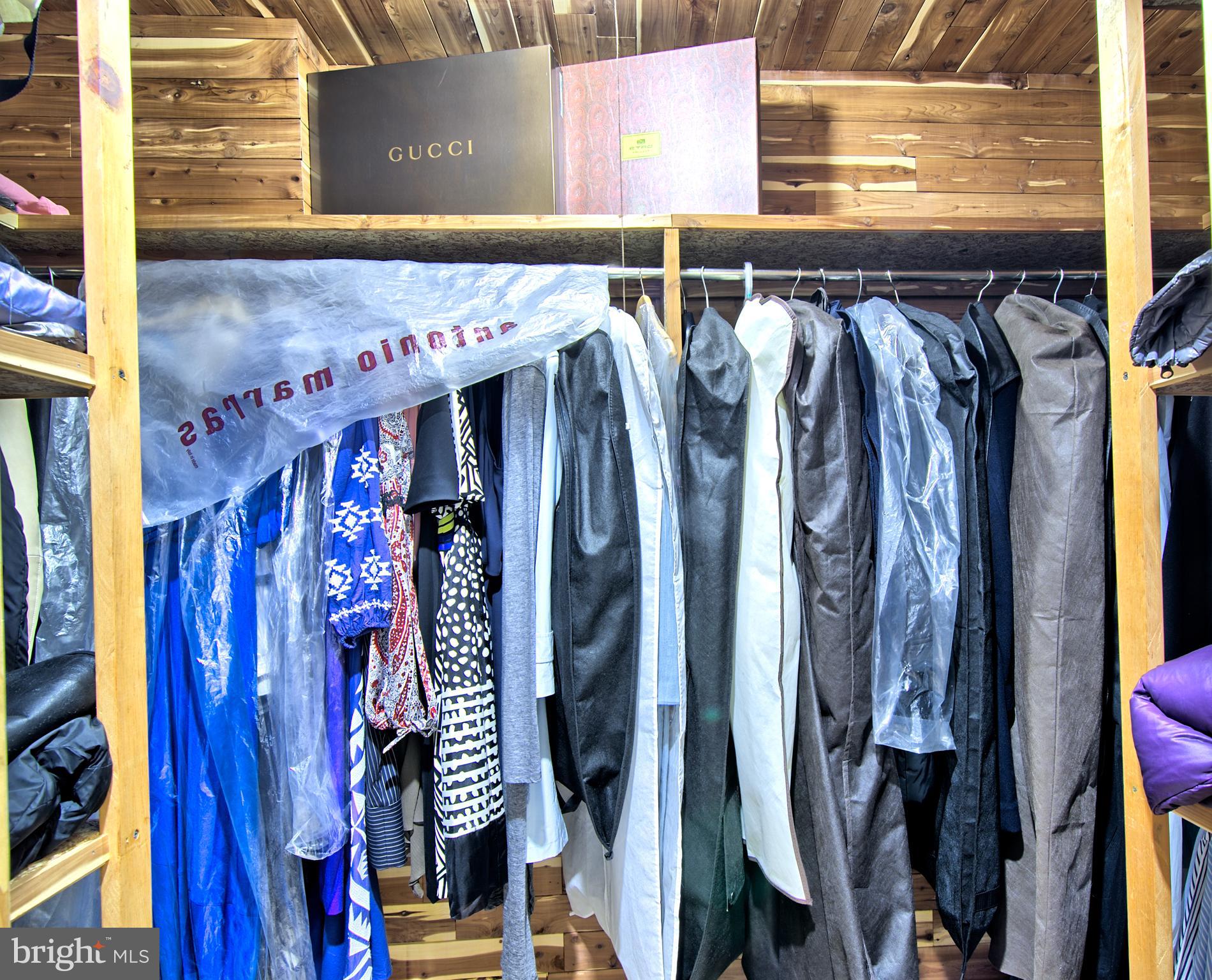 STEVENSON RIDGE - Residential