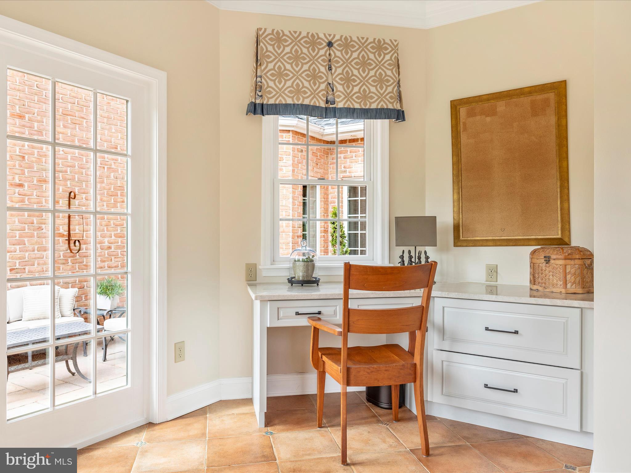 CEDAR HILLS - Residential