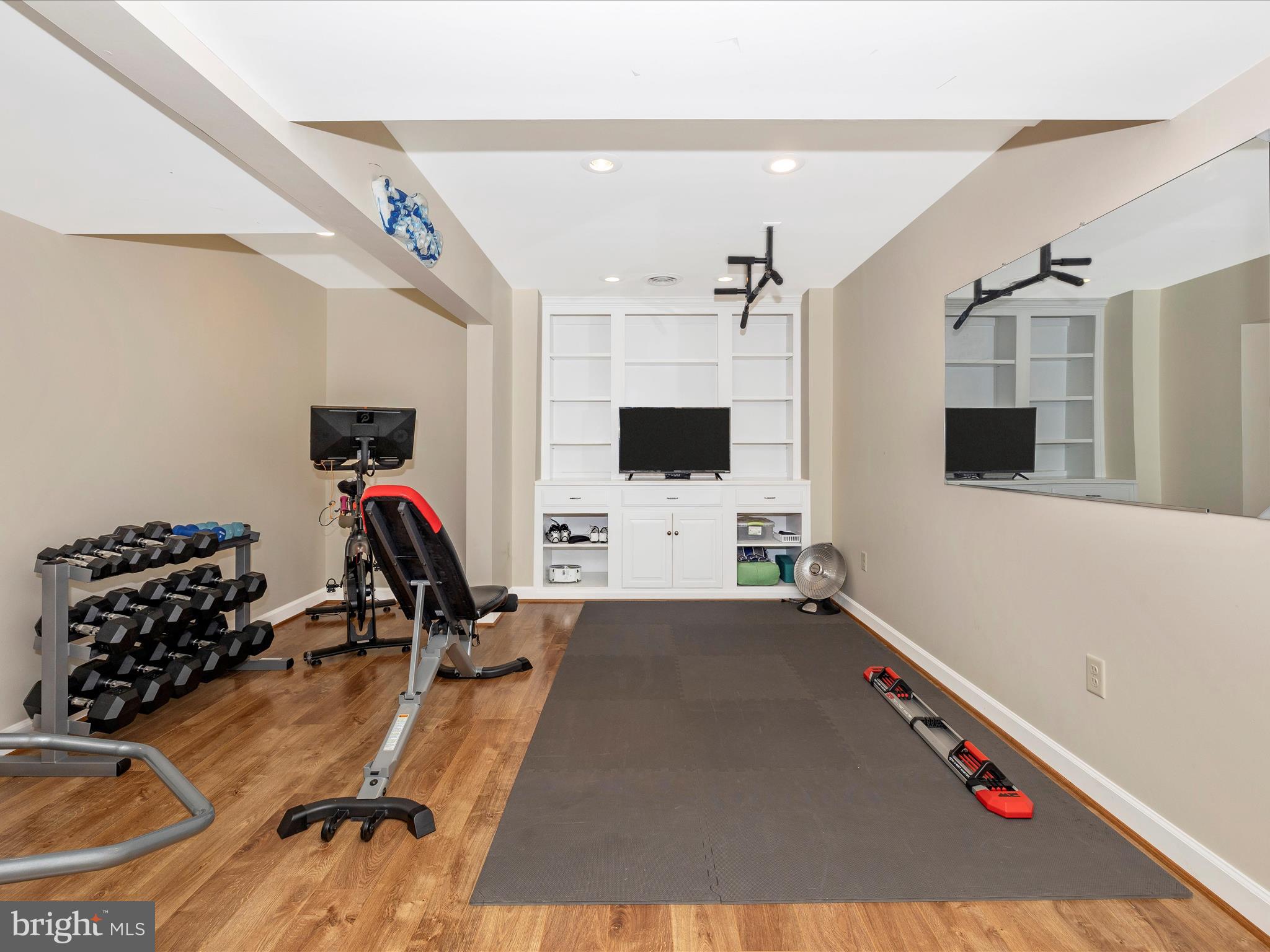 CEDAR HILLS - Residential