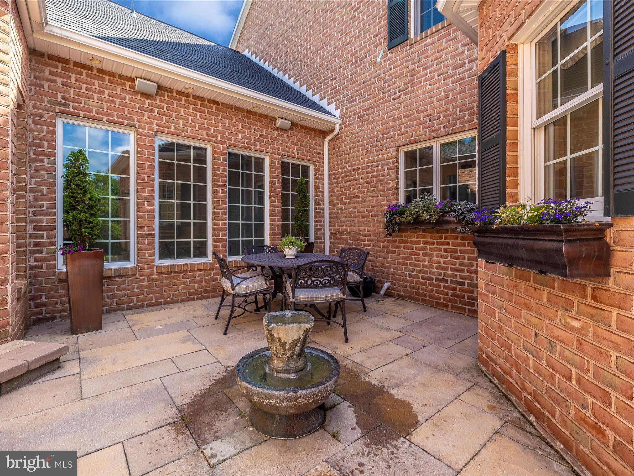 CEDAR HILLS - Residential