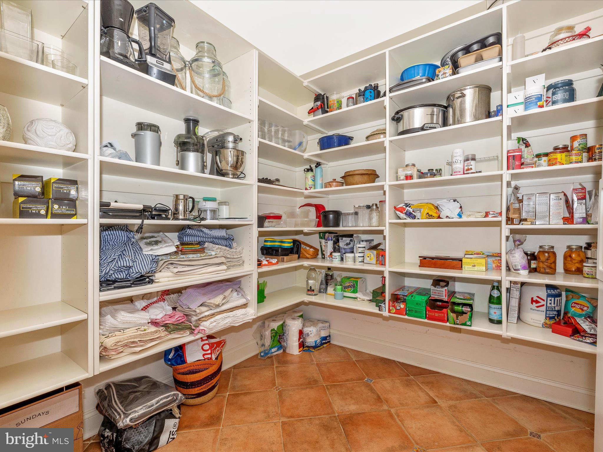 CEDAR HILLS - Residential