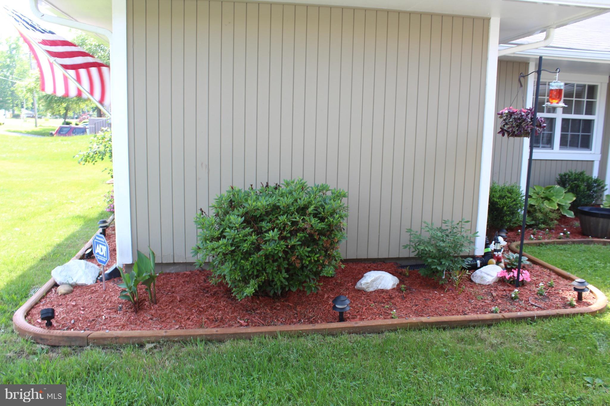 COUNTRY CLUB SOUTH - Residential