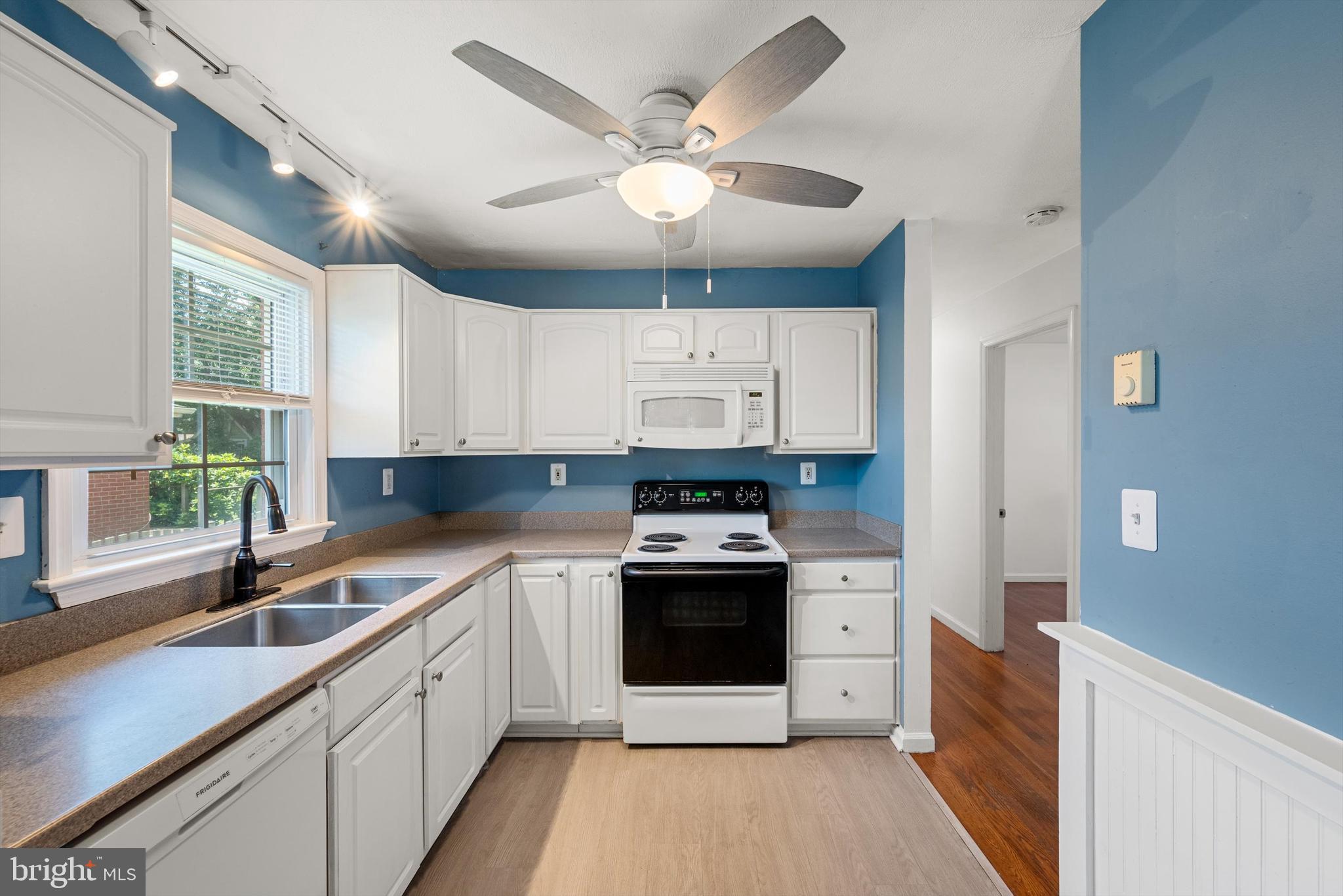 LOWENBACH - Residential