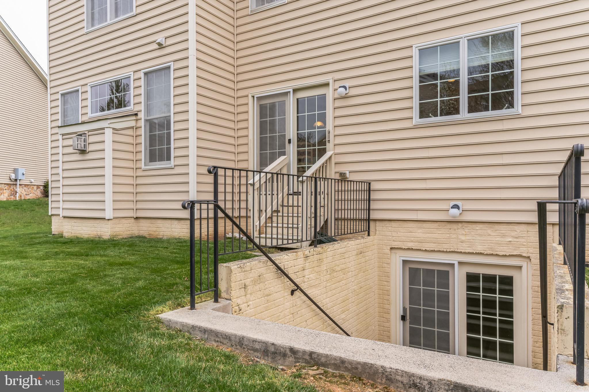 DOMINION VALLEY COUNTRY CLUB - Residential