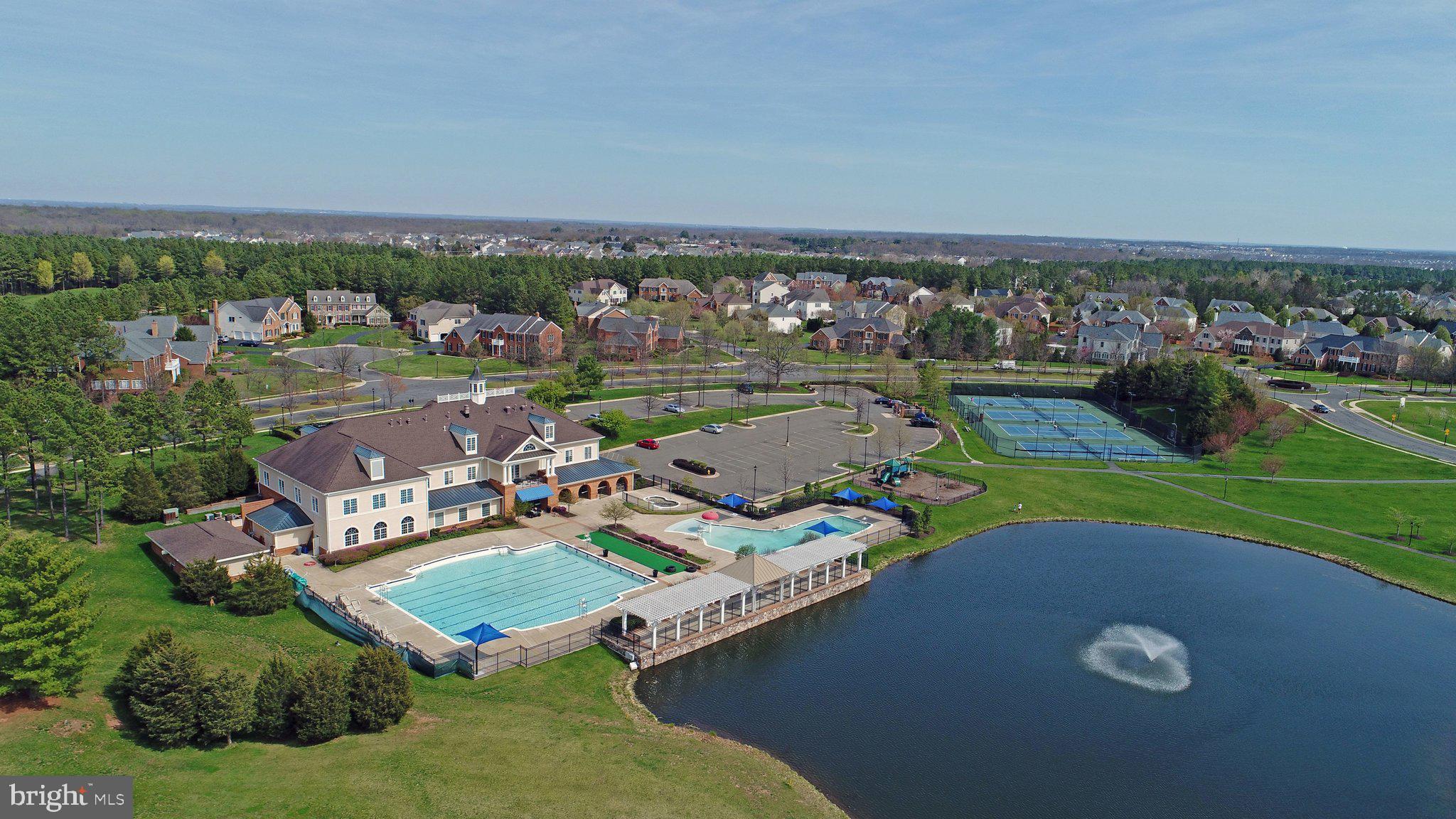 DOMINION VALLEY COUNTRY CLUB - Residential