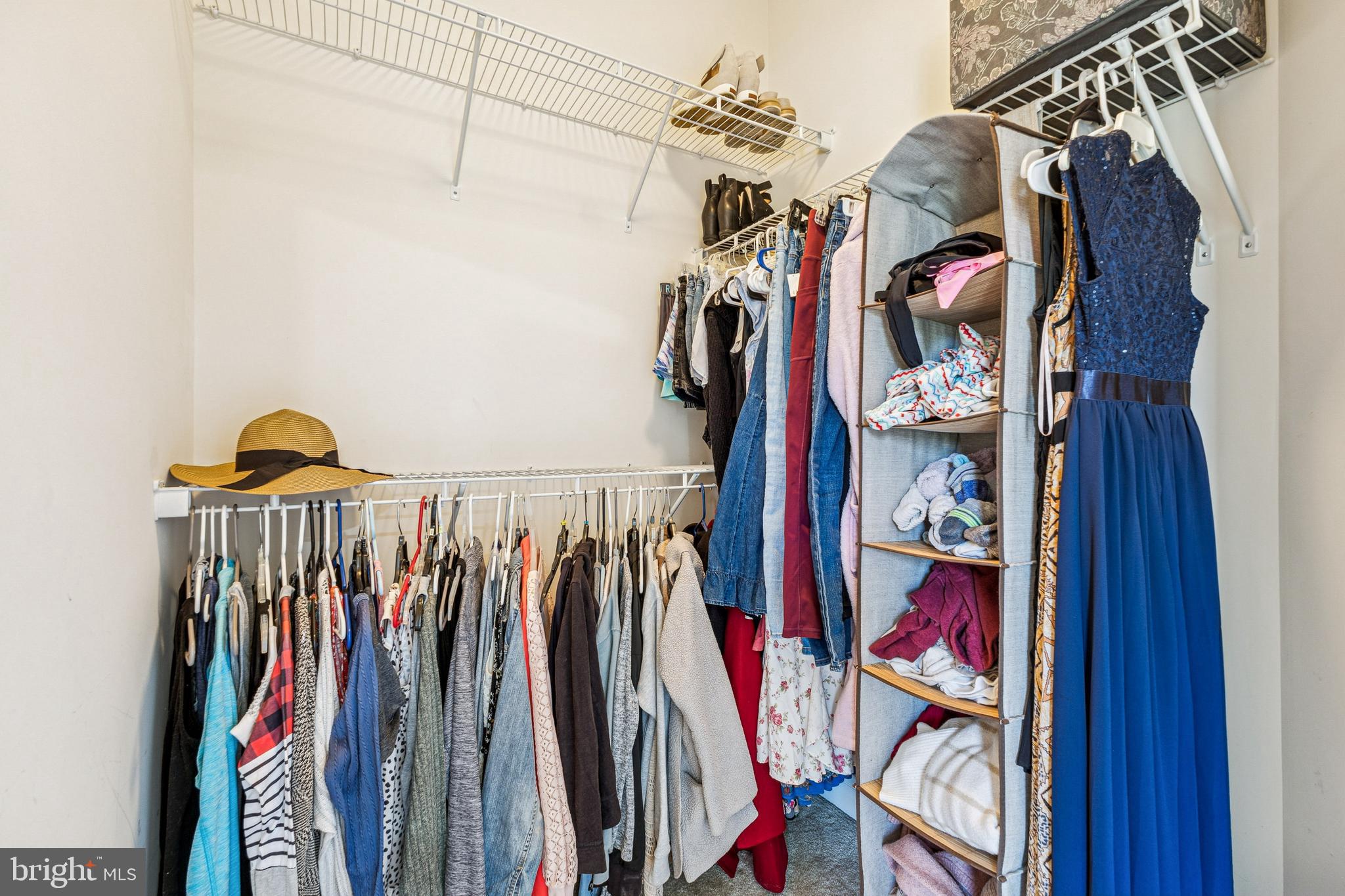 DOMINION VALLEY COUNTRY CLUB - Residential