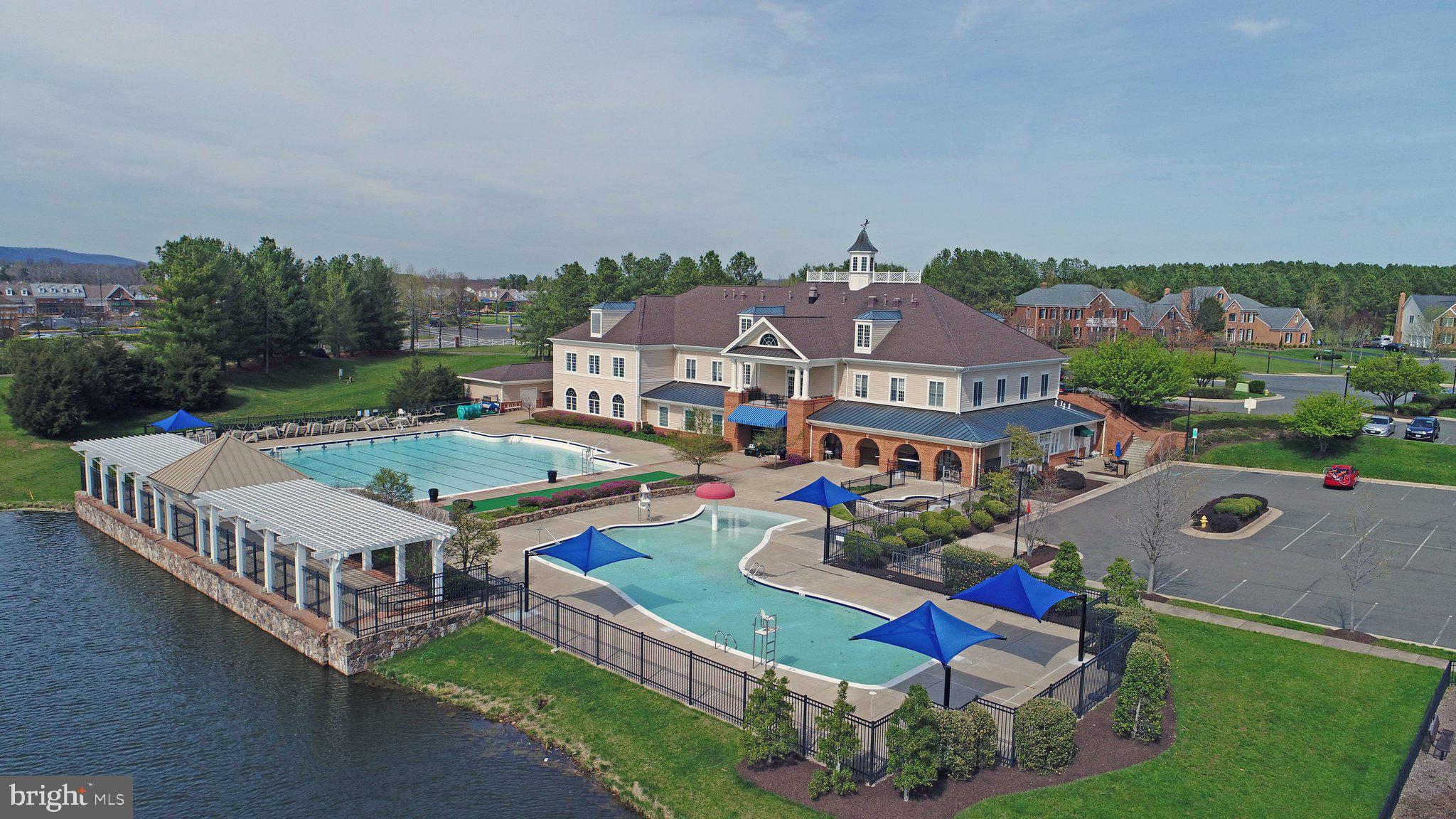 DOMINION VALLEY COUNTRY CLUB - Residential