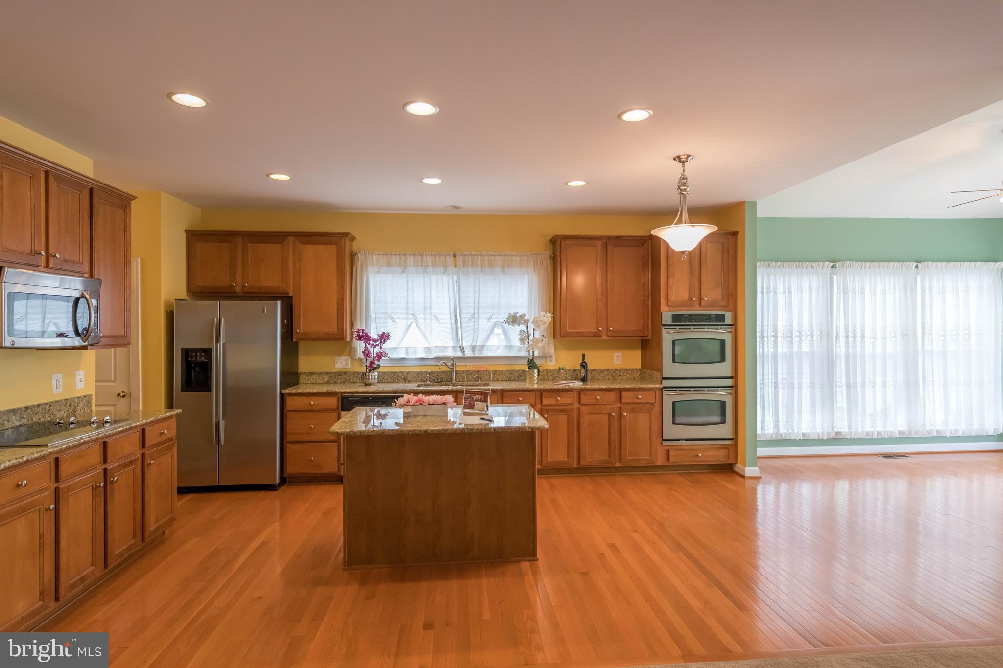 GARRISON WOODS - Residential Lease