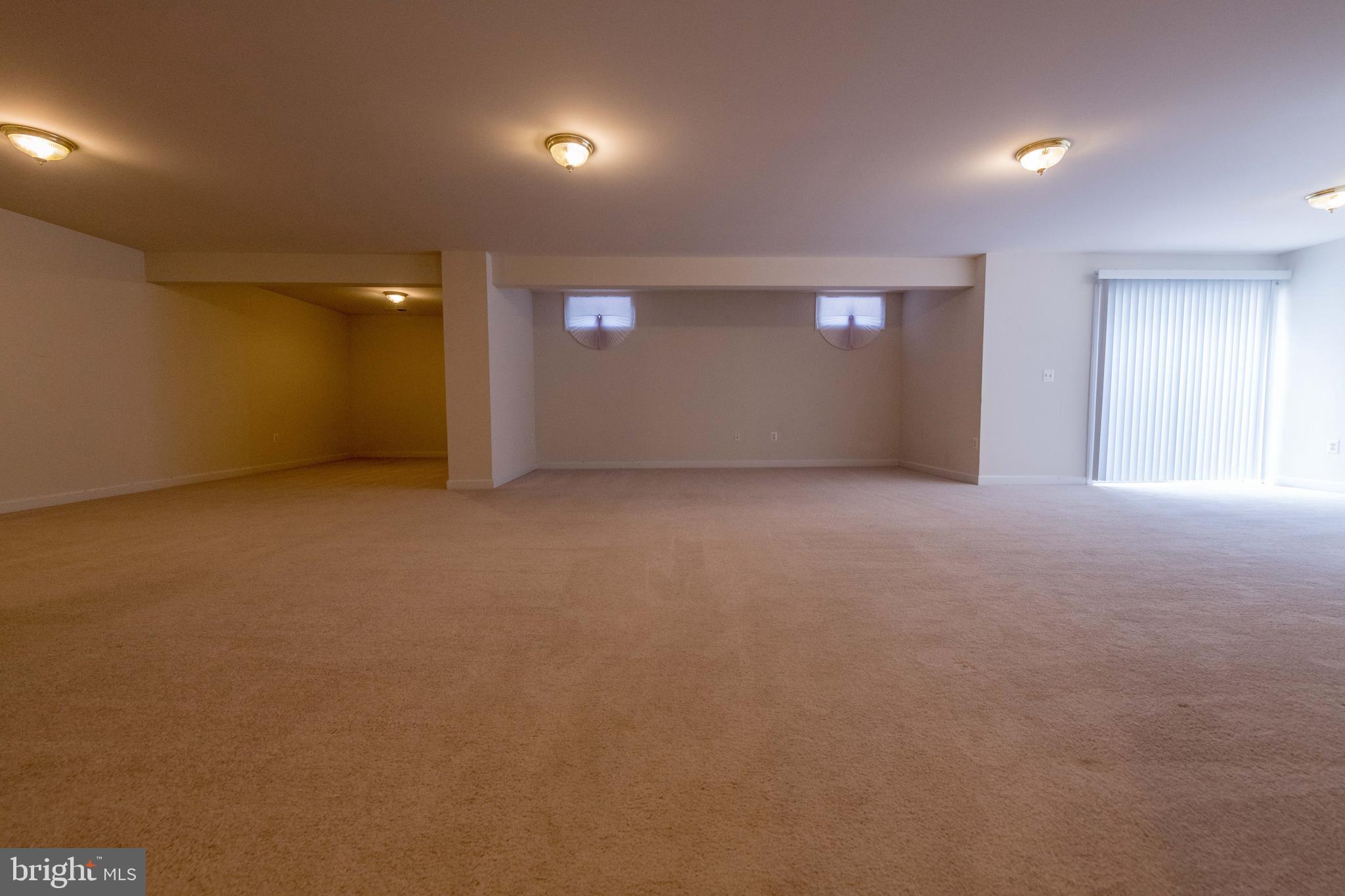 GARRISON WOODS - Residential Lease