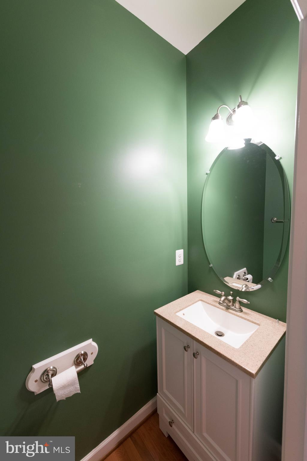 GARRISON WOODS - Residential Lease