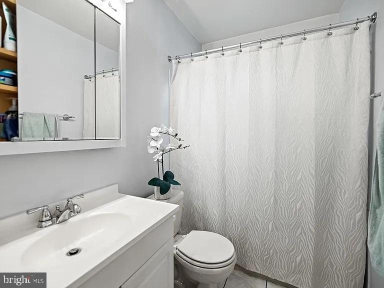 SUNNYSIDE KNOLLS - Residential