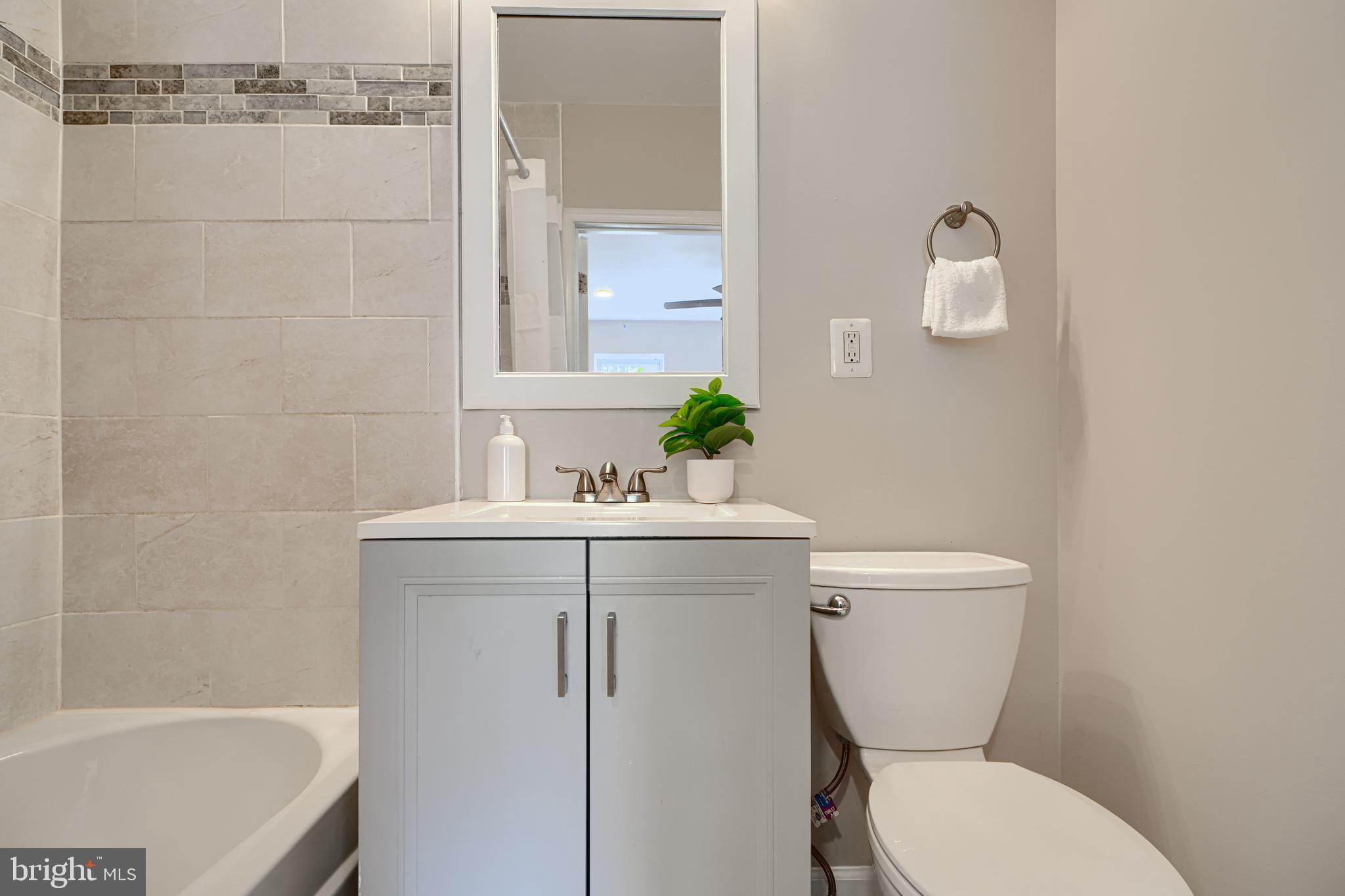 WASHINGTON VILLAGE - Residential