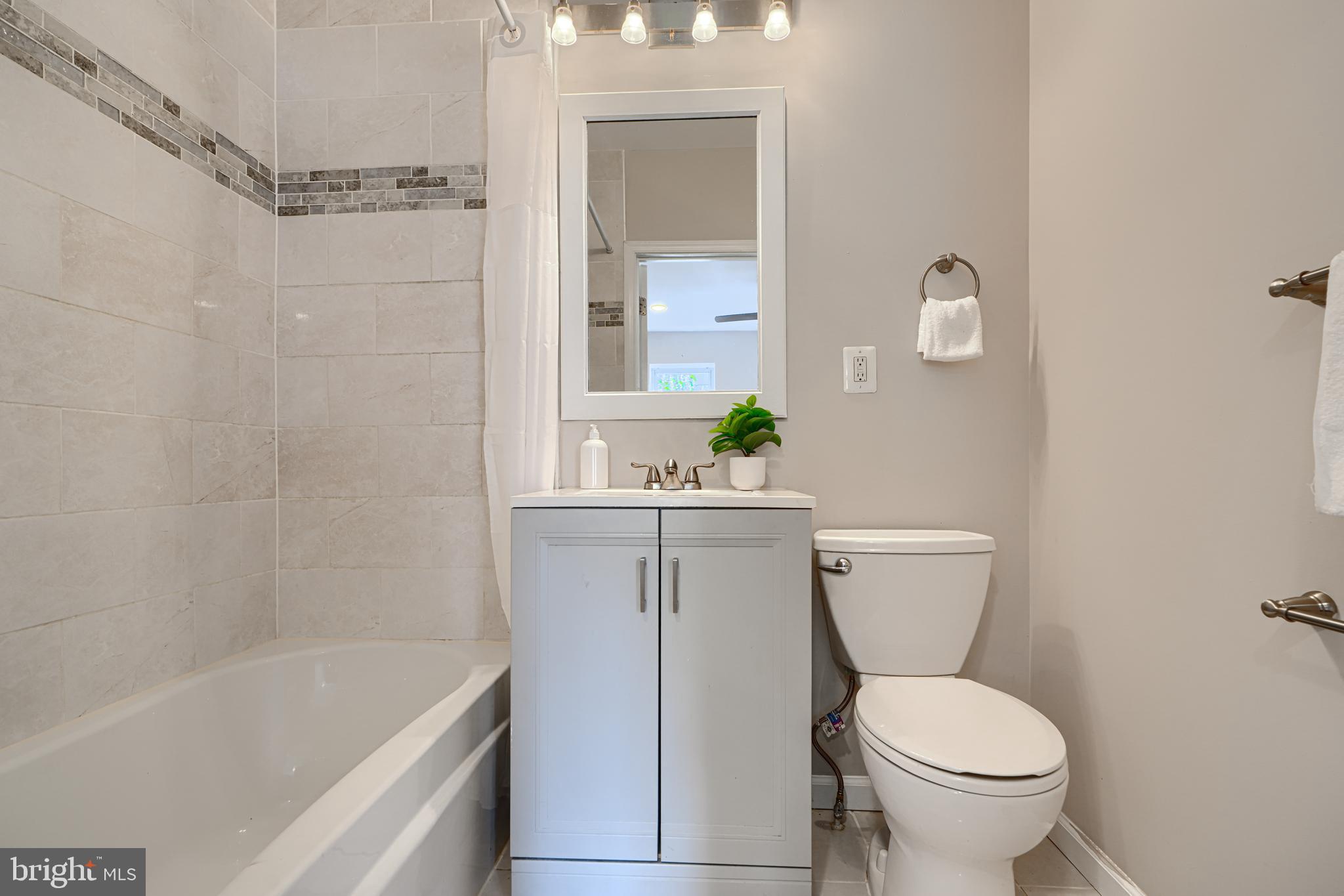 WASHINGTON VILLAGE - Residential