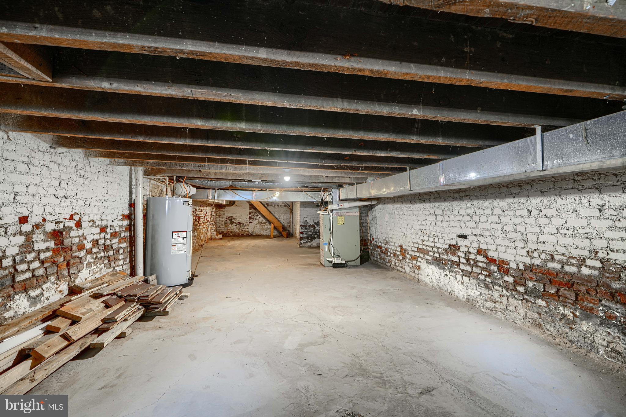 WASHINGTON VILLAGE - Residential