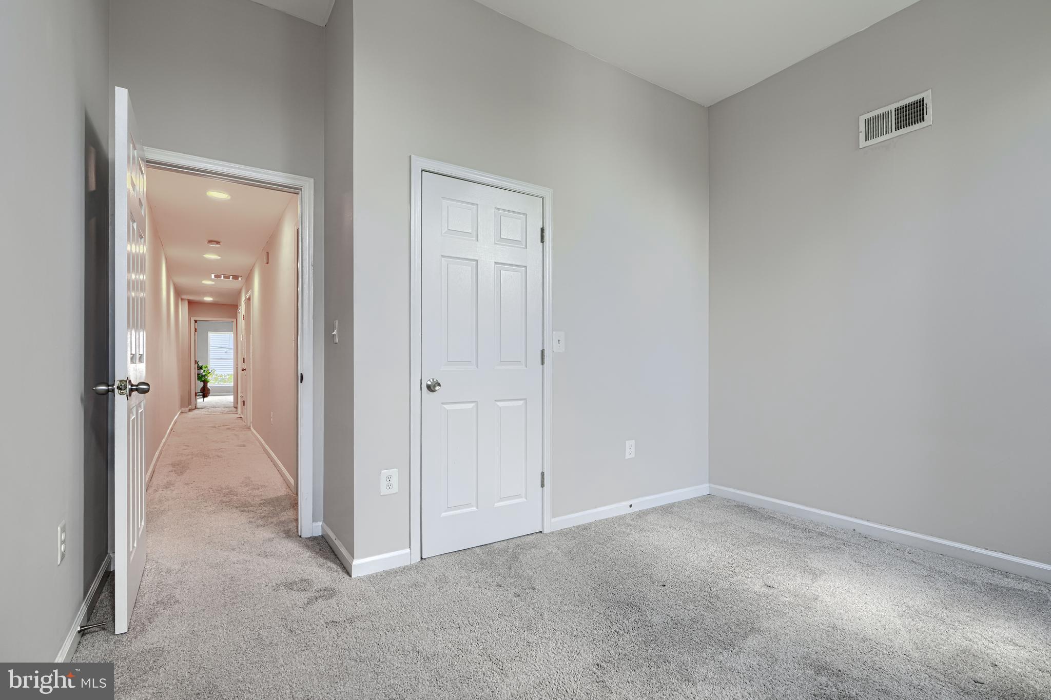 WASHINGTON VILLAGE - Residential