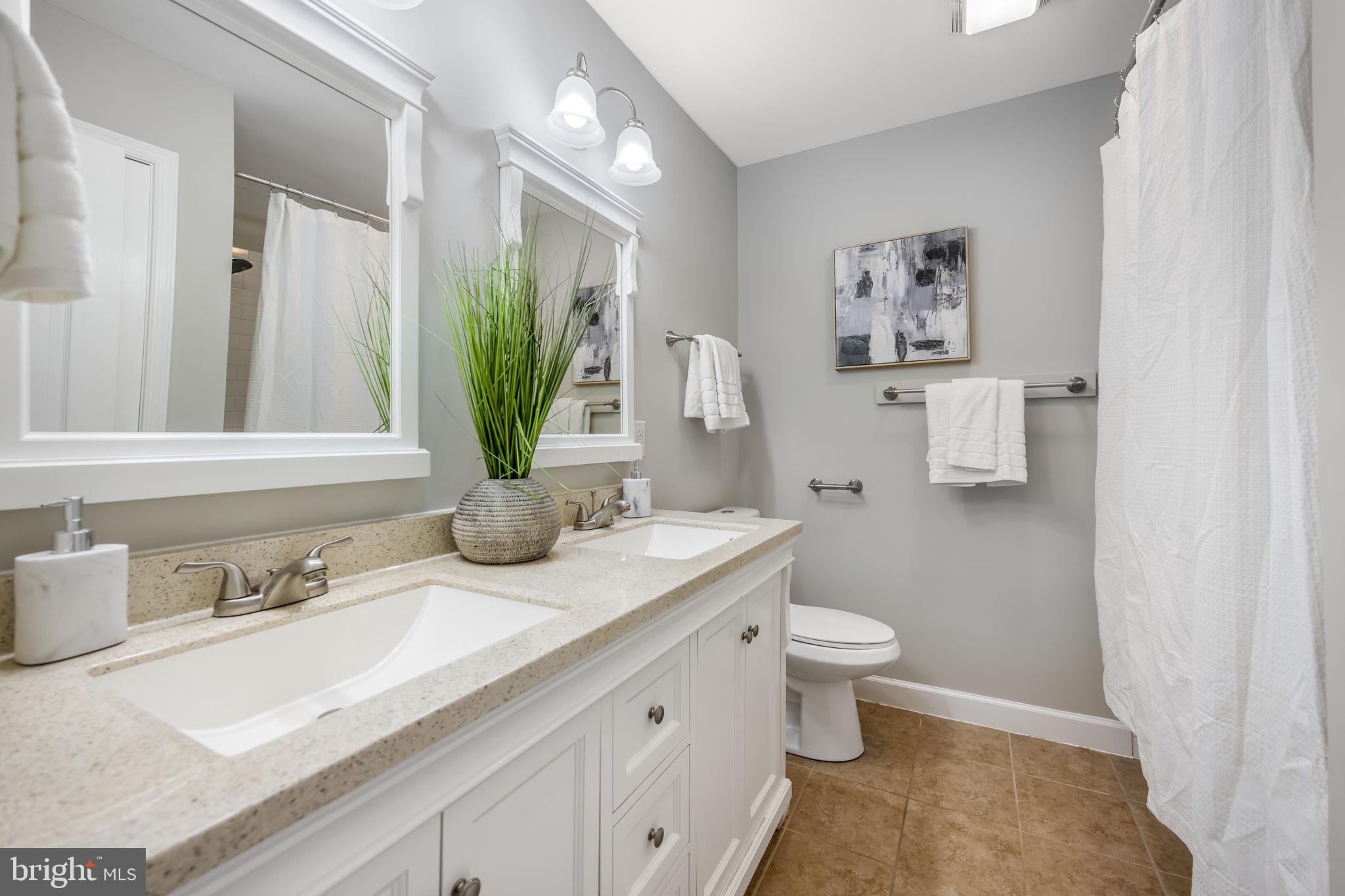 THE MEADOWS - Residential