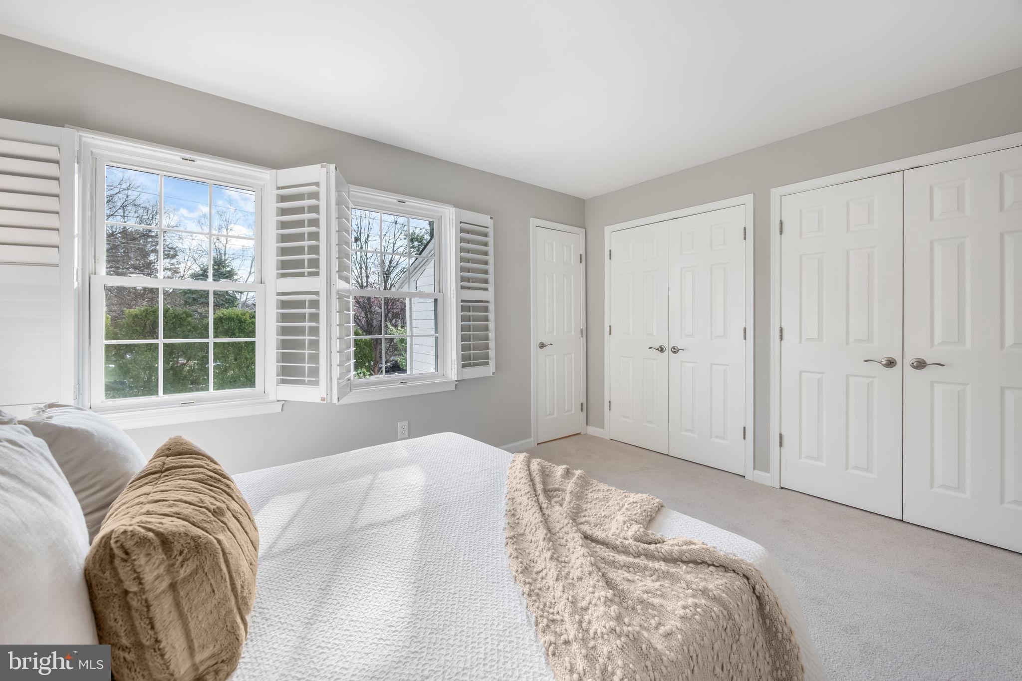 THE MEADOWS - Residential