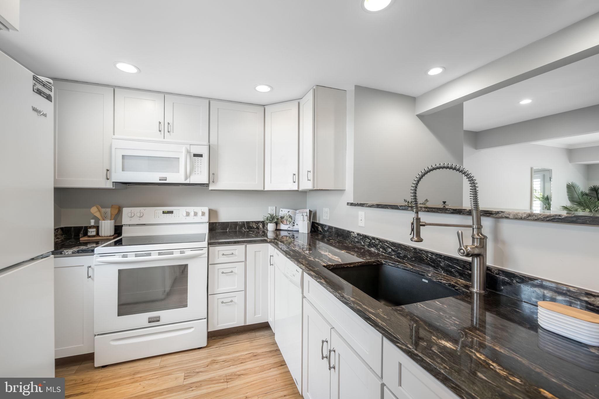 THE MEADOWS - Residential