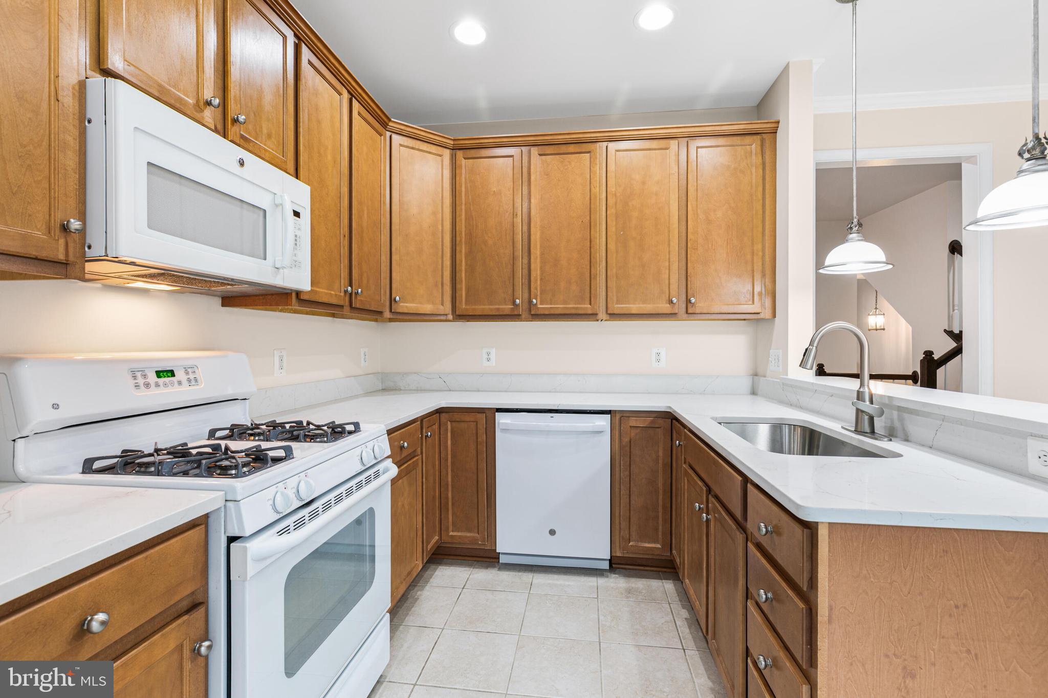 FAIRCREST - Residential Lease